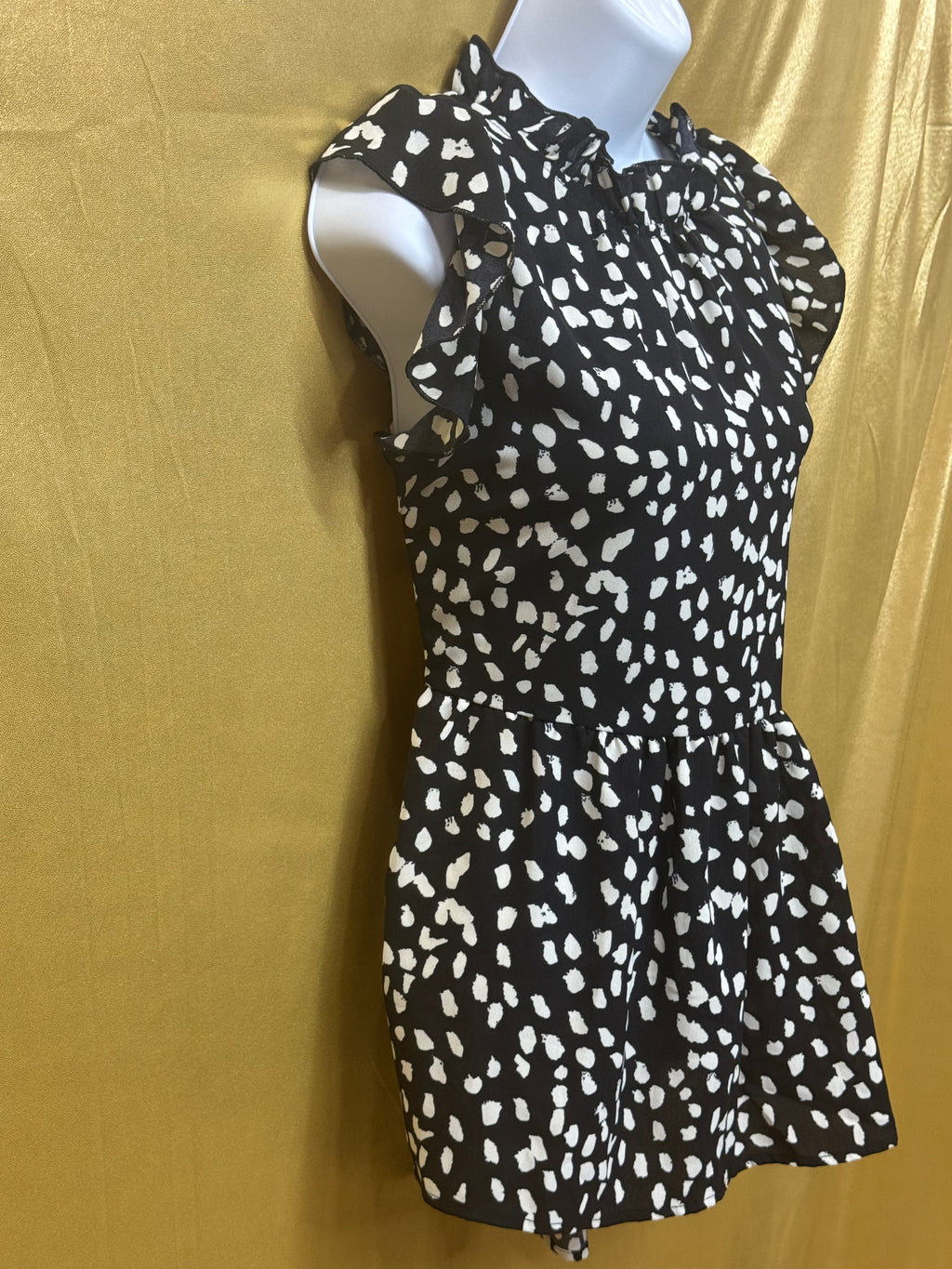 Entro Black & White Ruffle Sleeve Polka Dot Peplum Blouse Top - Size Medium