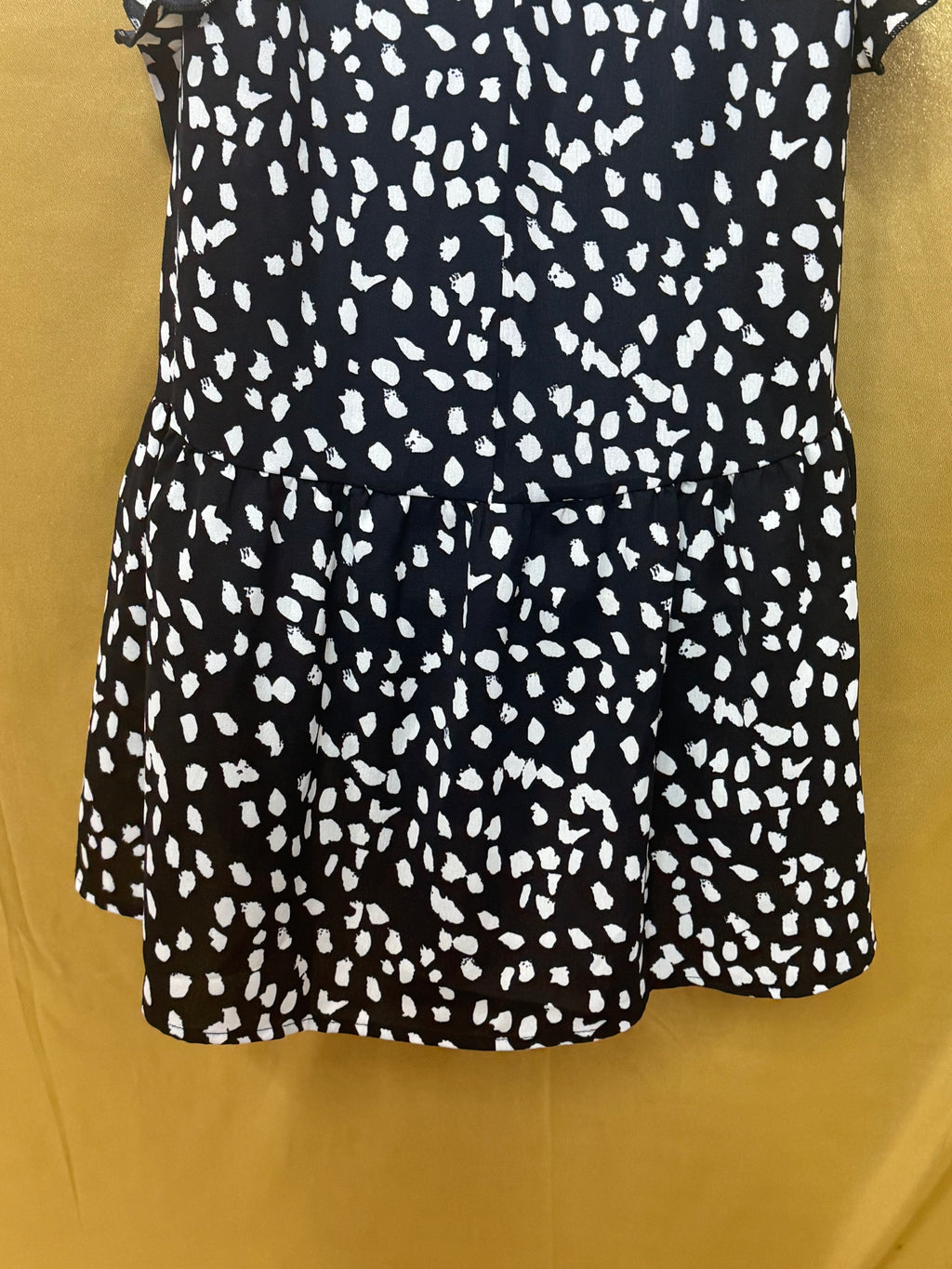 Entro Black & White Ruffle Sleeve Polka Dot Peplum Blouse Top - Size Medium