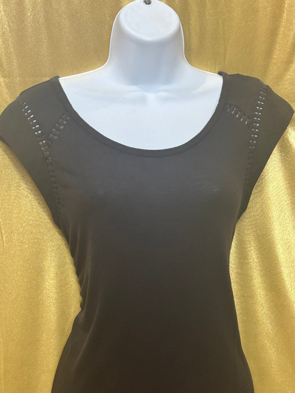 LOFT Black Eyelet Accent Cap Sleeve Tee Size S