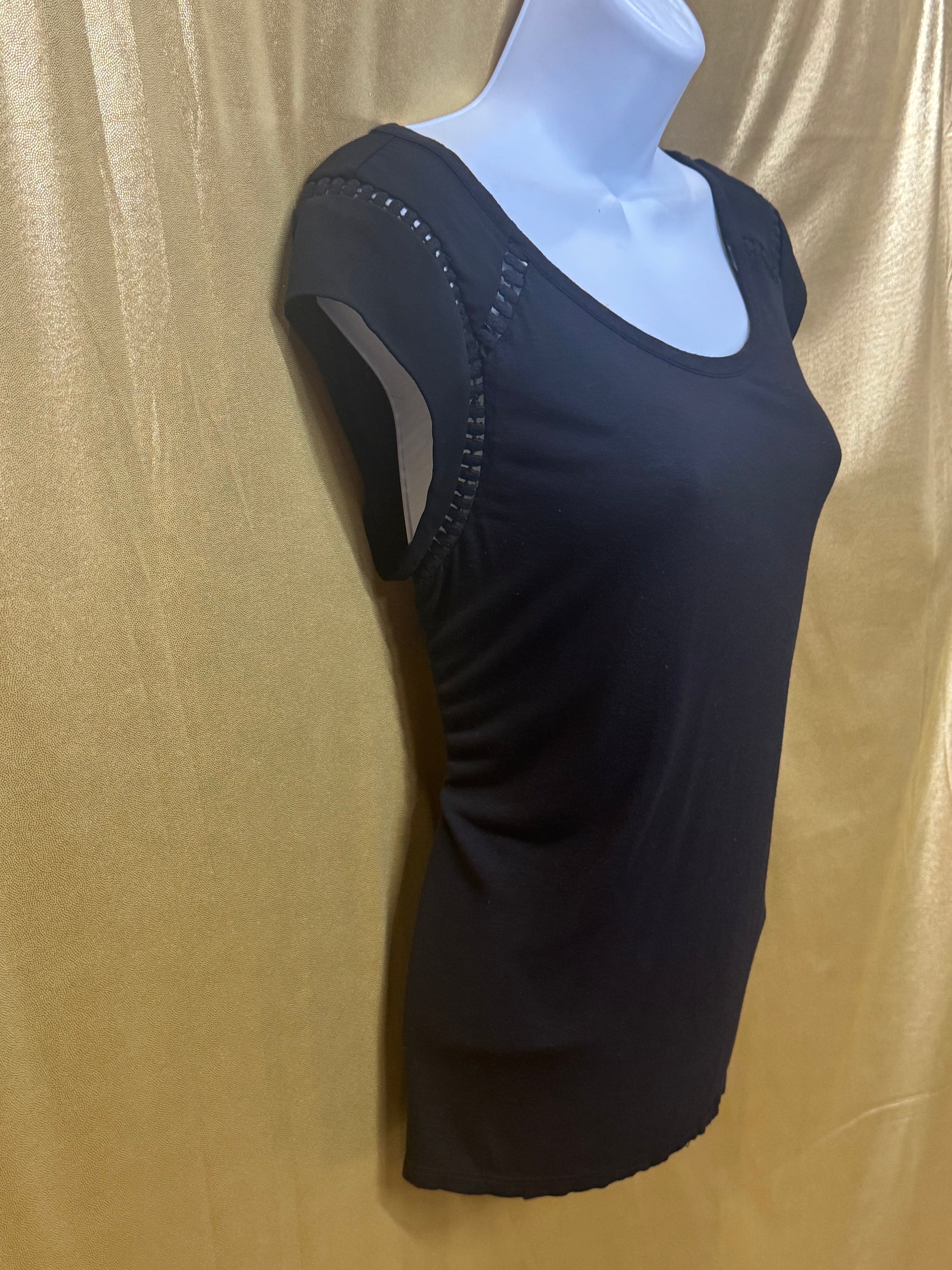 LOFT Black Eyelet Accent Cap Sleeve Tee Size S