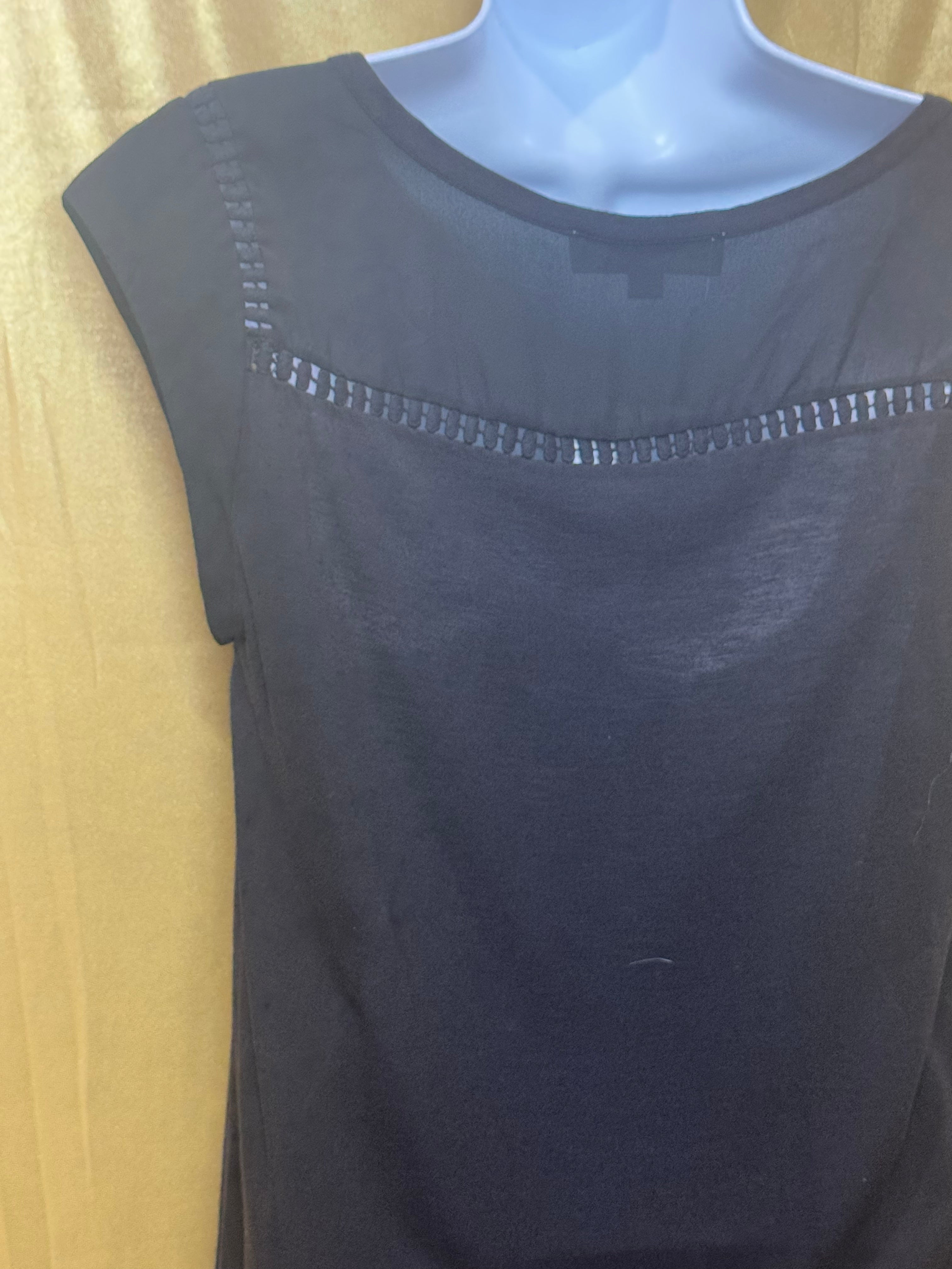 LOFT Black Eyelet Accent Cap Sleeve Tee Size S