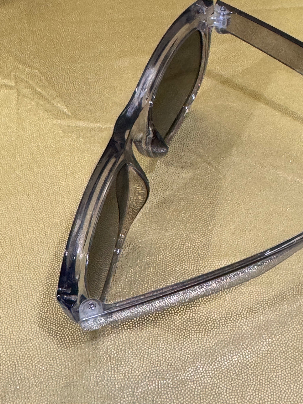 Hit Promo Ravi Recycled Frame Sunglasses – Translucent Grey UV400 Wayfarers