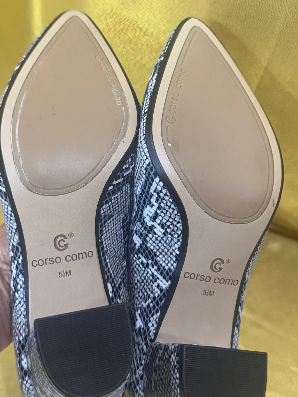 CC Corso Como Ryanna Snakeskin Block Heel Pumps - Size 5.5 (NEW/NWOB)