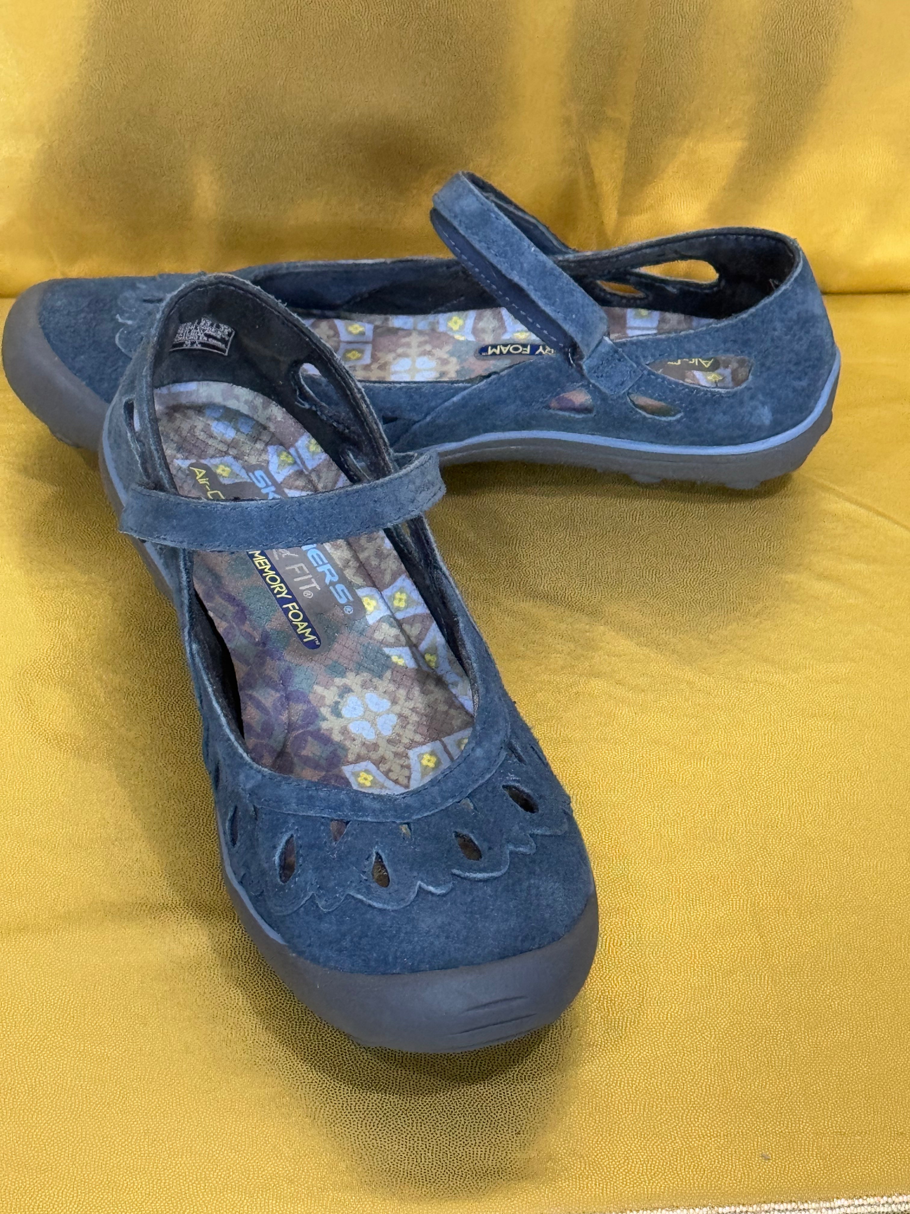 Skechers Relaxed Fit Air-Cooled Memory Foam Mary Janes – Blue Suede, Size 6 (NWOB)