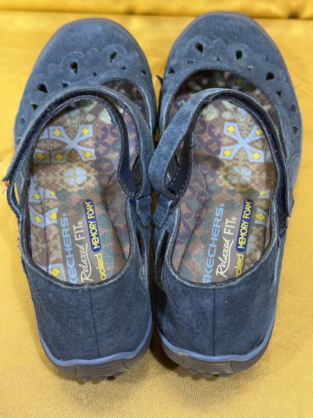 Skechers Relaxed Fit Air-Cooled Memory Foam Mary Janes – Blue Suede, Size 6 (NWOB)