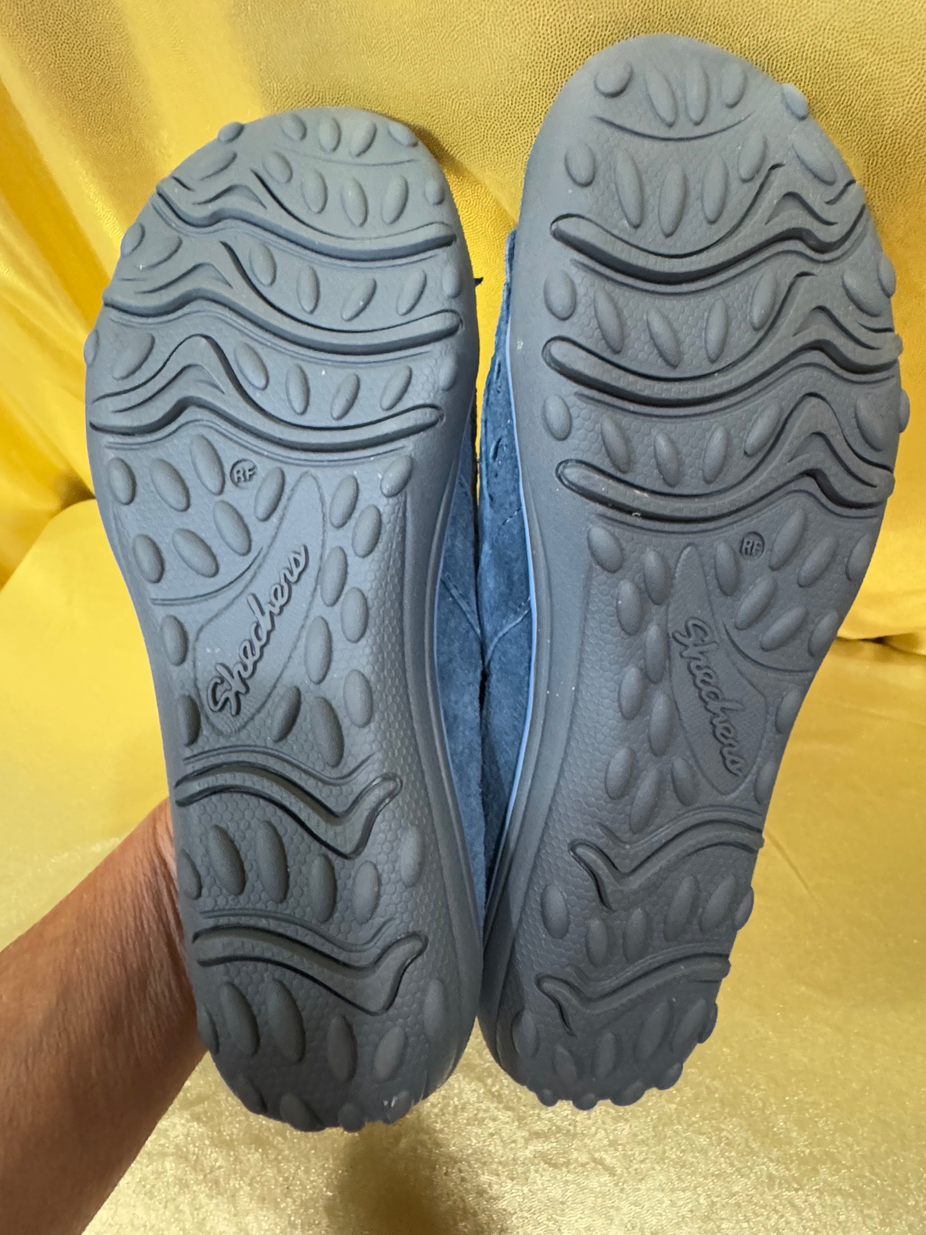 Skechers Relaxed Fit Air-Cooled Memory Foam Mary Janes – Blue Suede, Size 6 (NWOB)