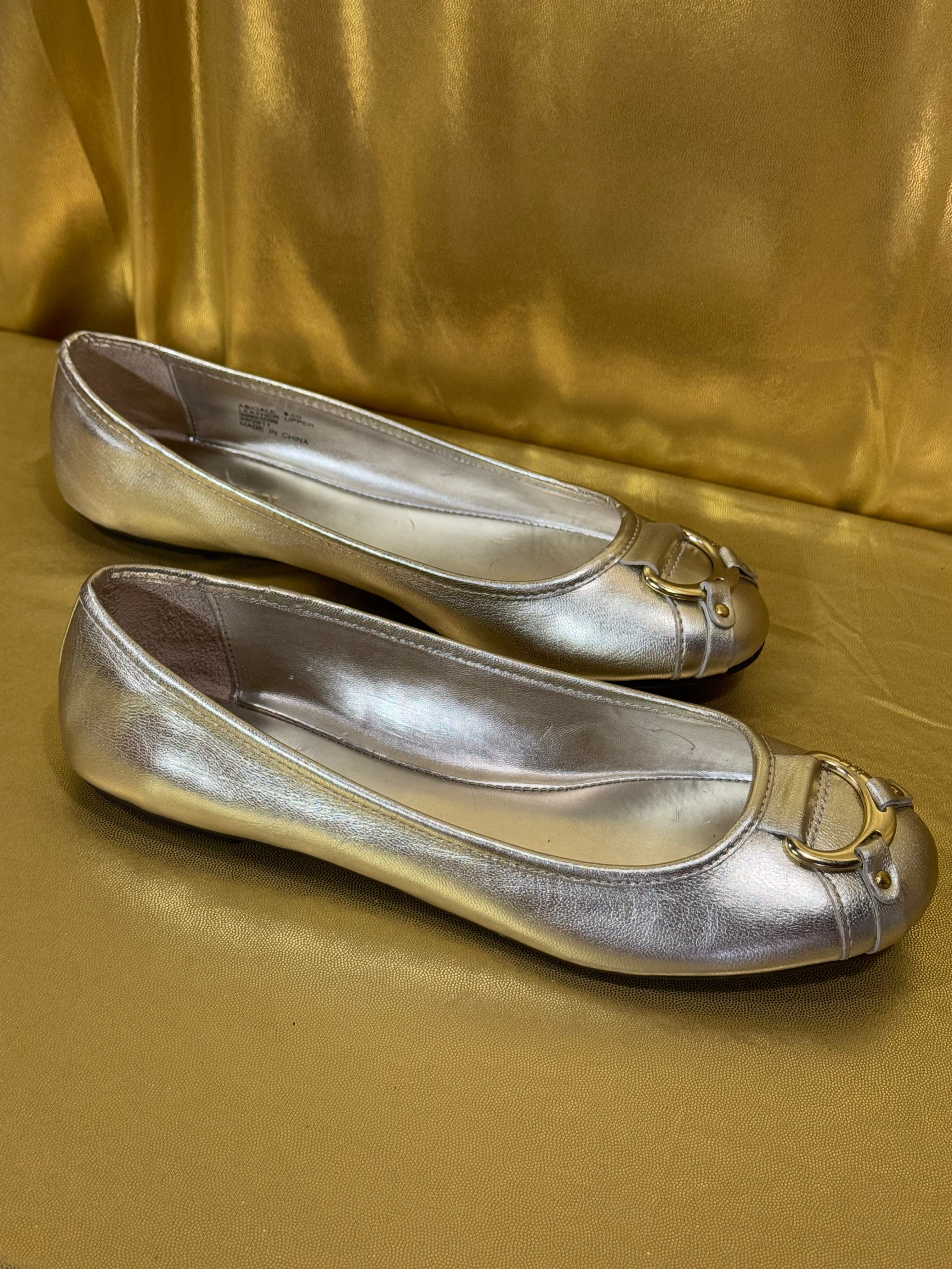 NWOB Lauren Ralph Lauren Abigail Gold Metallic Leather Ballet Flats - Size 8.5B