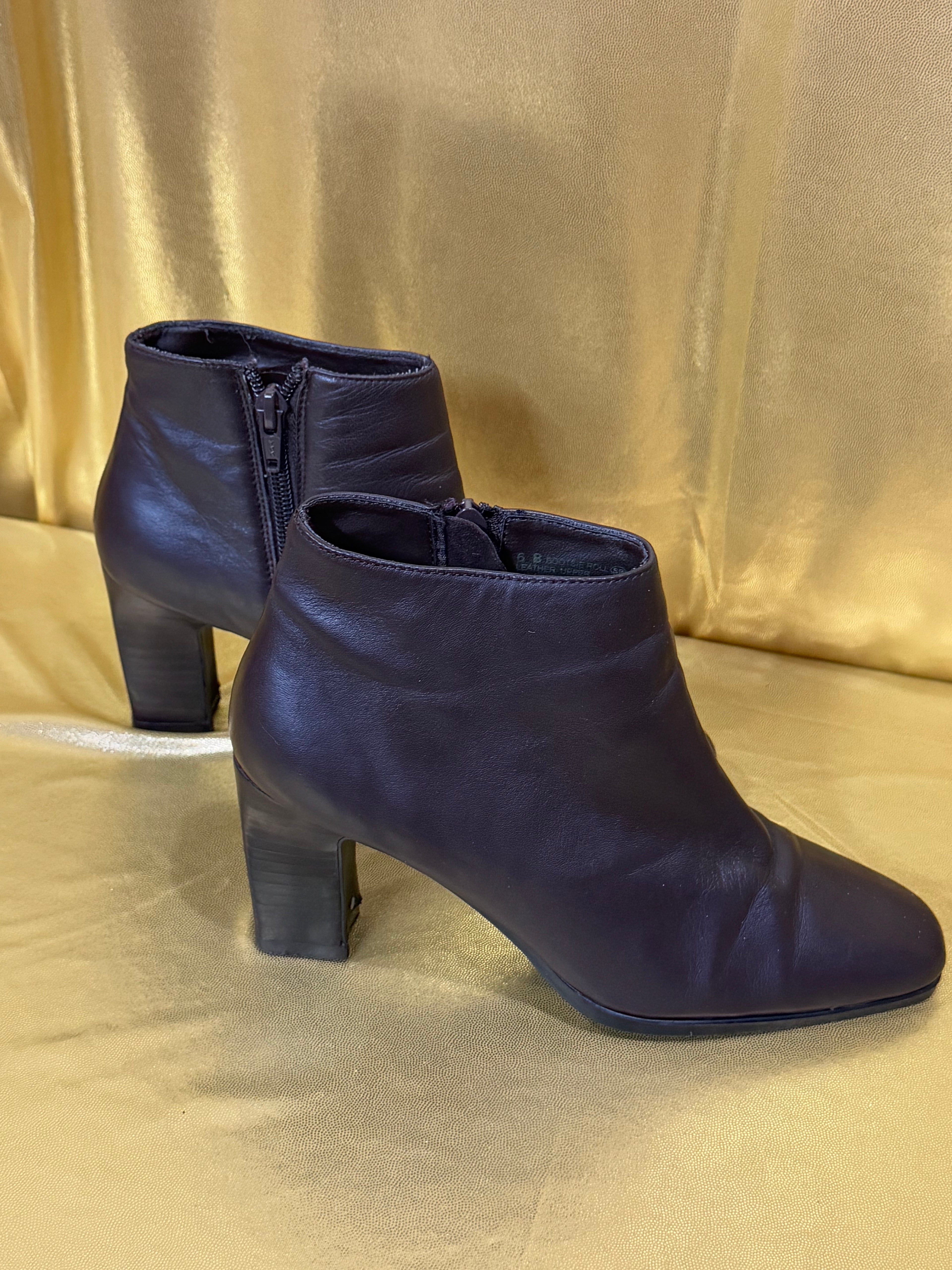 Aerosoles MARI "Bootsie Roll" Dark Brown Leather Ankle Boots Size 6 NEW