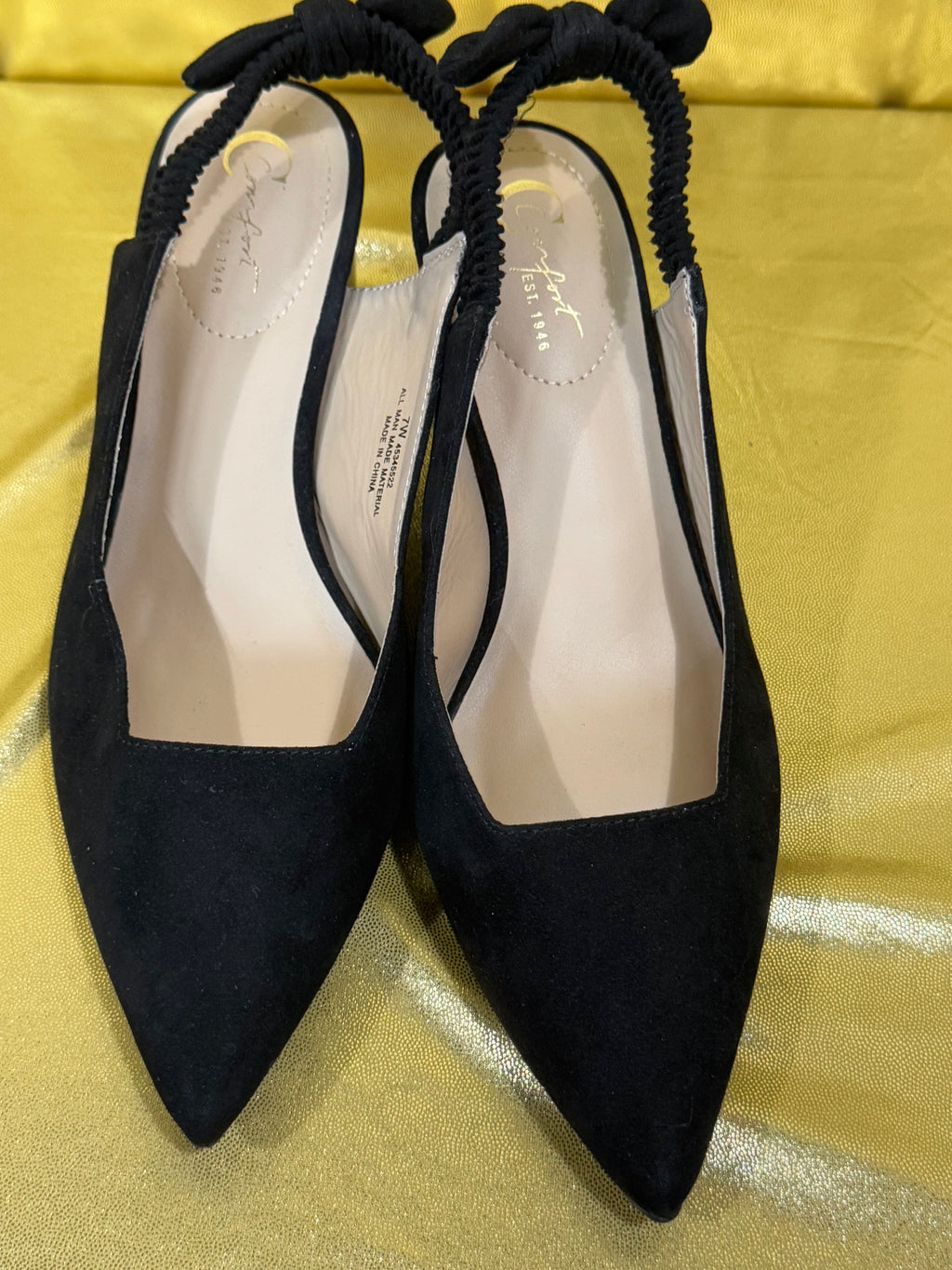 C Comfort 1946 Black Suede Pointed Toe Slingback Block Heels Bow Size 7W