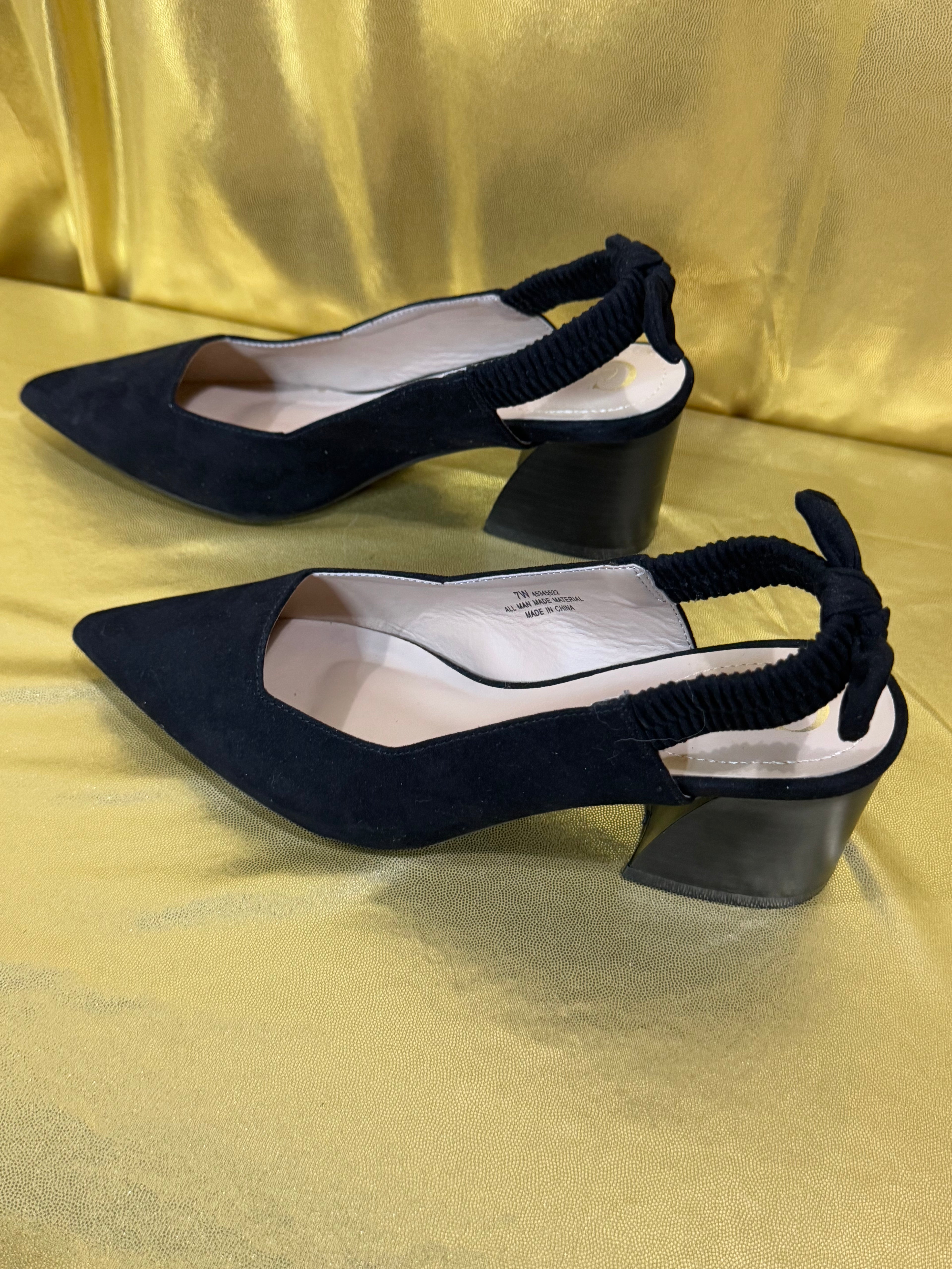 C Comfort 1946 Black Suede Pointed Toe Slingback Block Heels Bow Size 7W