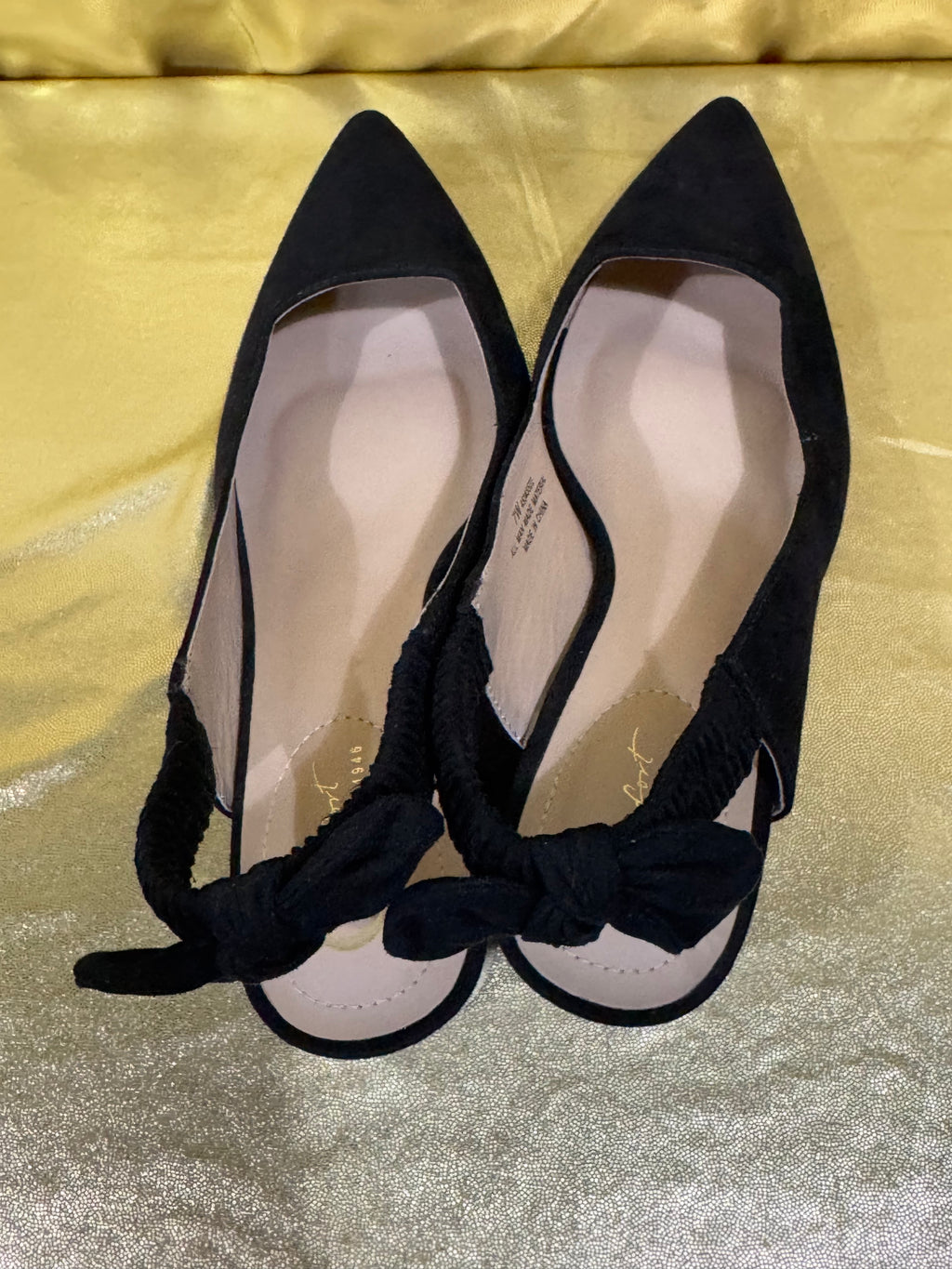 C Comfort 1946 Black Suede Pointed Toe Slingback Block Heels Bow Size 7W