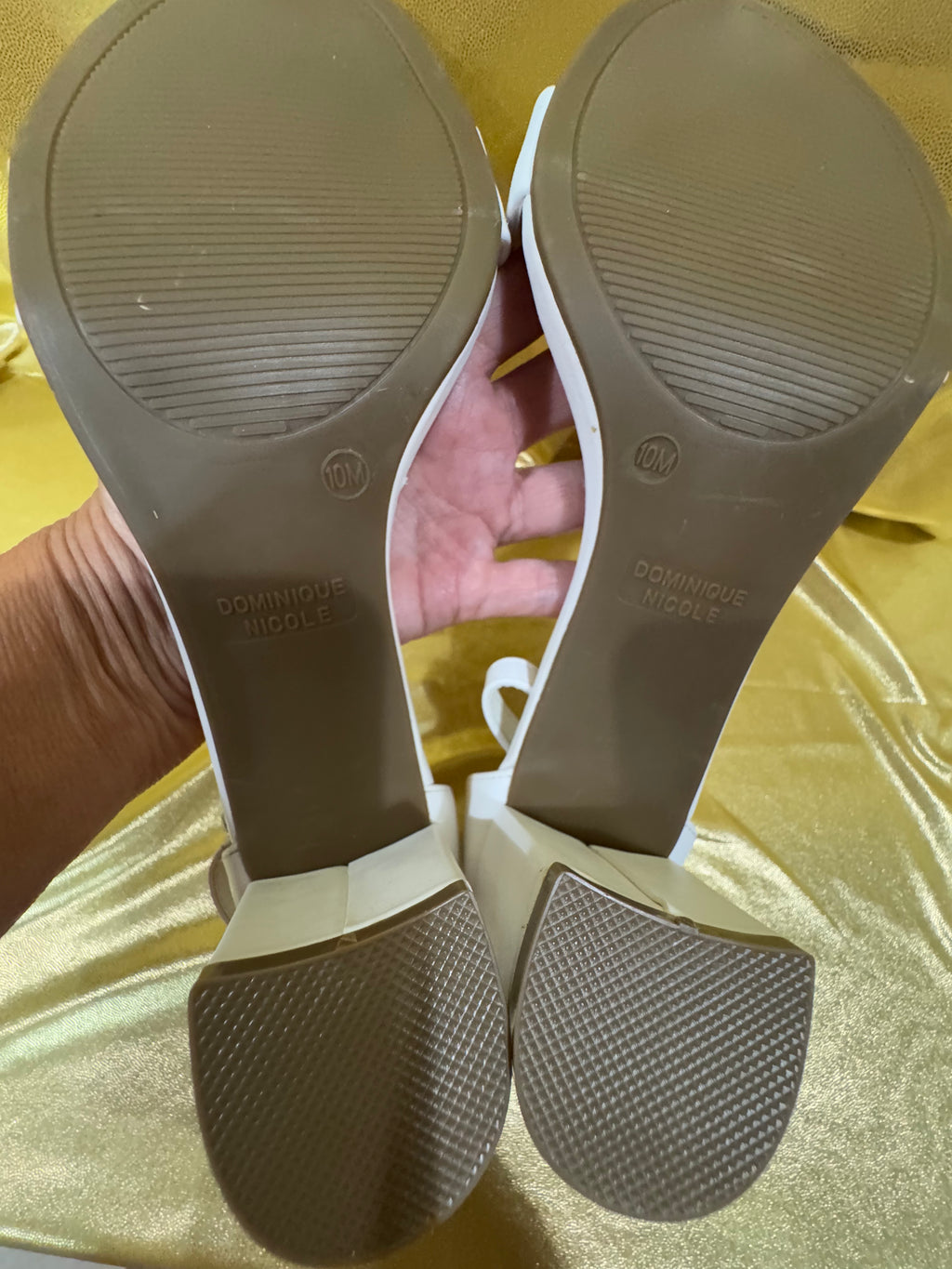 New Dominique Nicole Paula White Ankle Strap Block Heel Sandals Size 10M