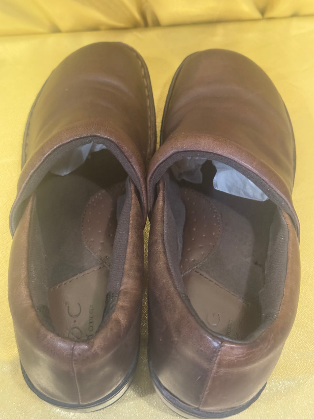 b.o.c. Born Concept Peggy Brown Leather Comfort Clogs Mules Size 8.5 NWOB