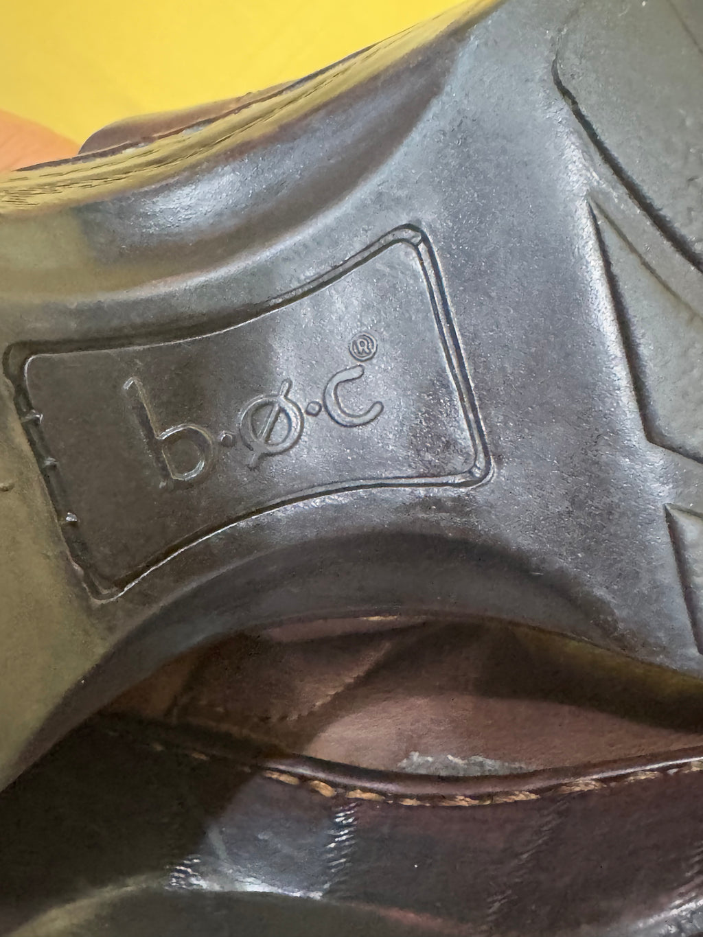 b.o.c. Born Concept Peggy Brown Leather Comfort Clogs Mules Size 8.5 NWOB