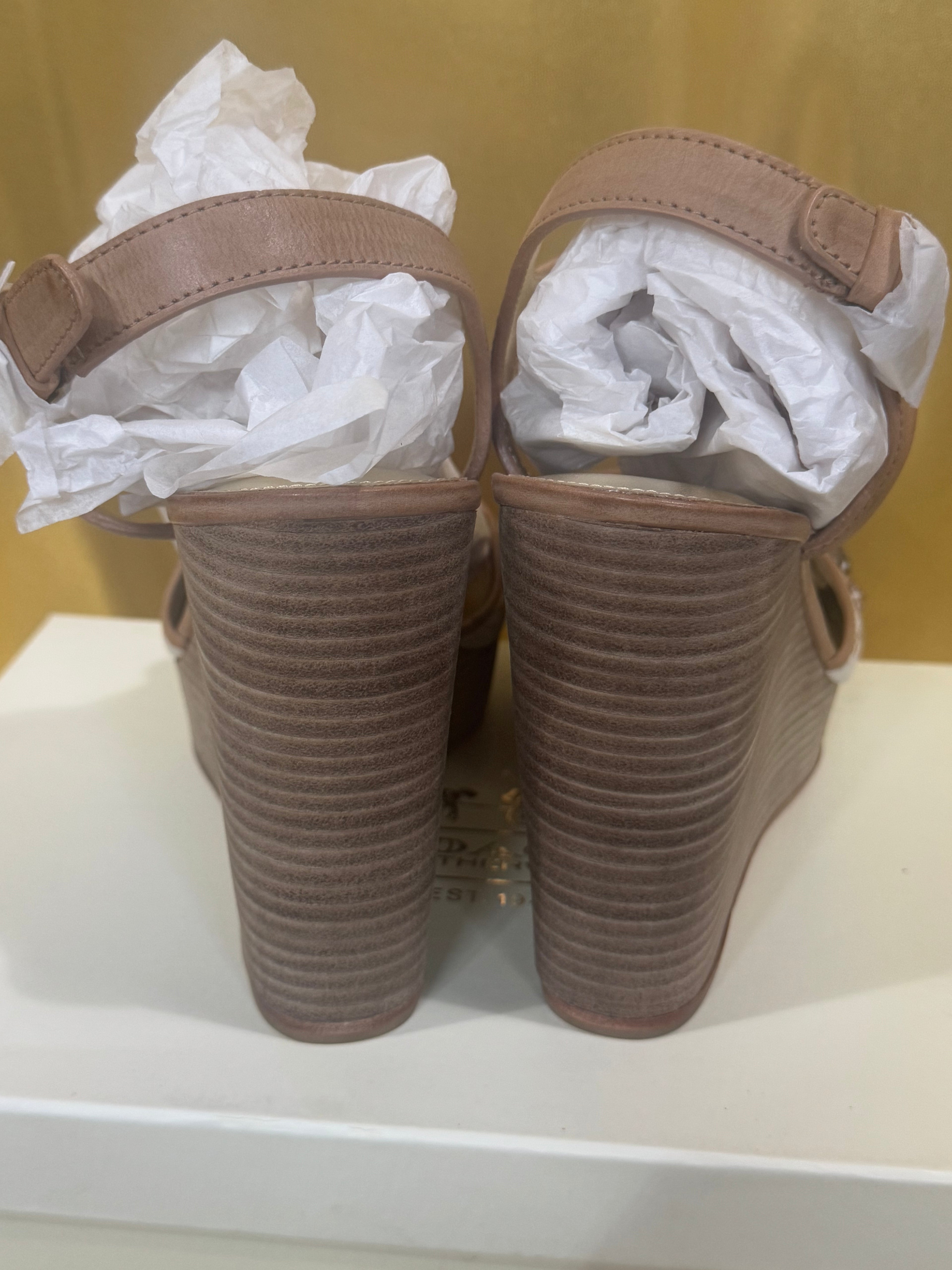Coach Hanson NIB Jeweled Rhinestone Platform Wedge Sandals Tan Gold Size 10