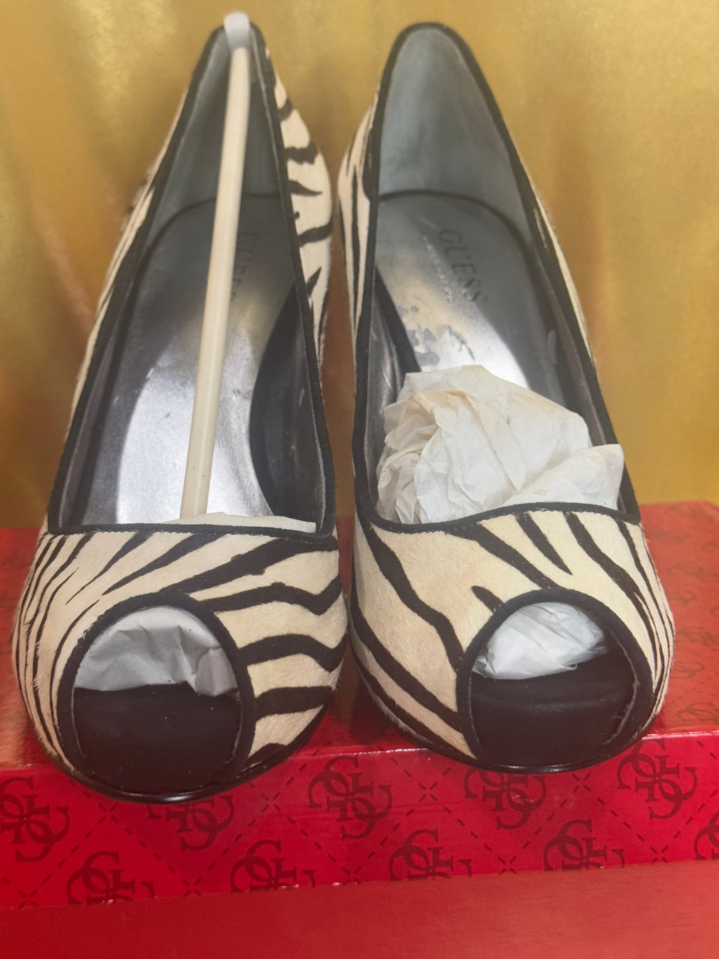 NIB Guess by Marciano Zebra Print Calf Hair Peep-Toe Pumps Stiletto Heels 7.5