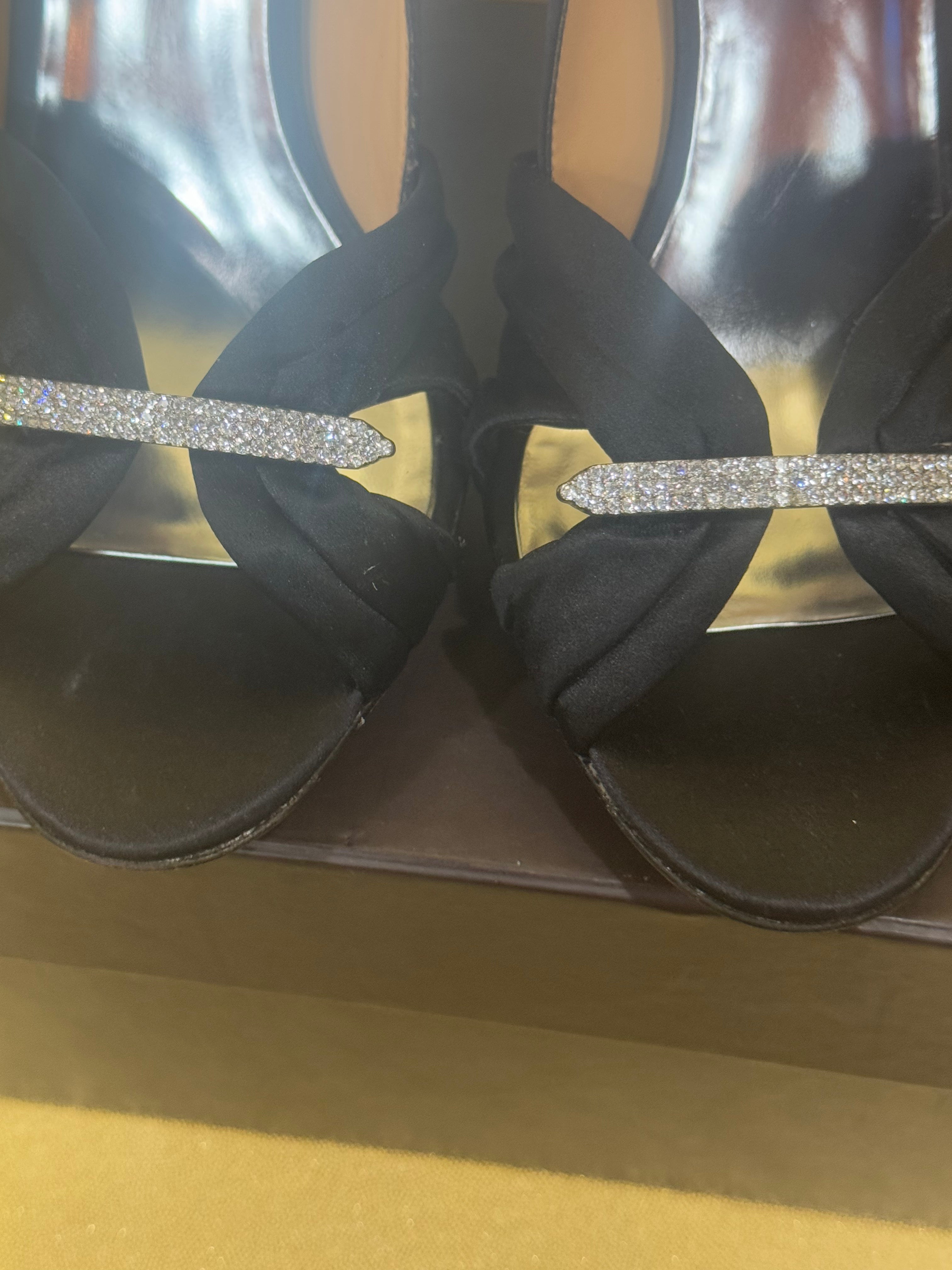 Badgley Mischka Rosali Black Satin Crystal Embellished Pumps Heels Size 7 NIB