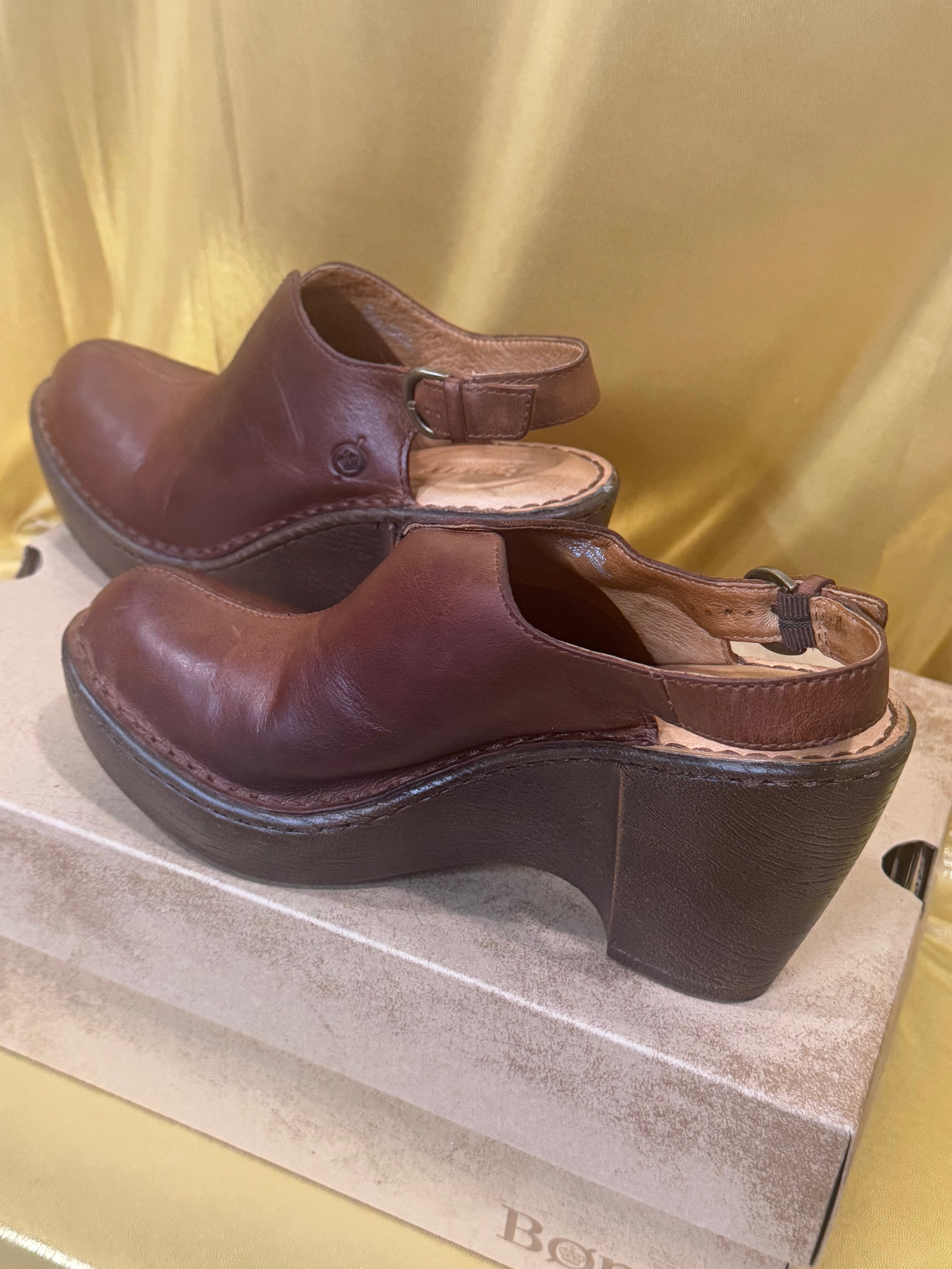 Born Flowers Brown Leather Slingback Wedge Clogs Platform Sandals D85516 Size 7 / 38 NIB