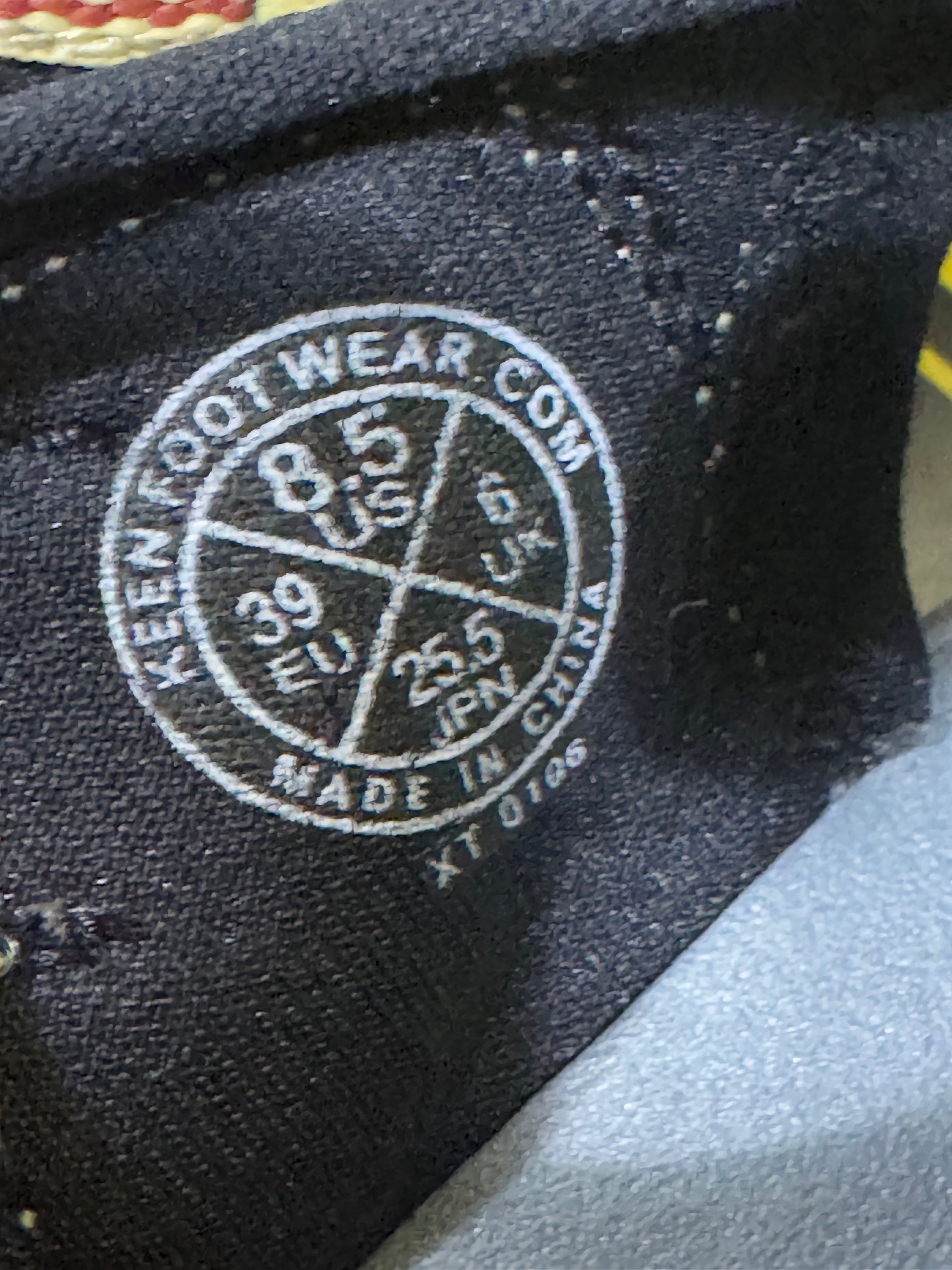 NIB KEEN Newport H2 Waterproof Sandals - Kiwi/Madder Brown (US 8.5 / EU 39)