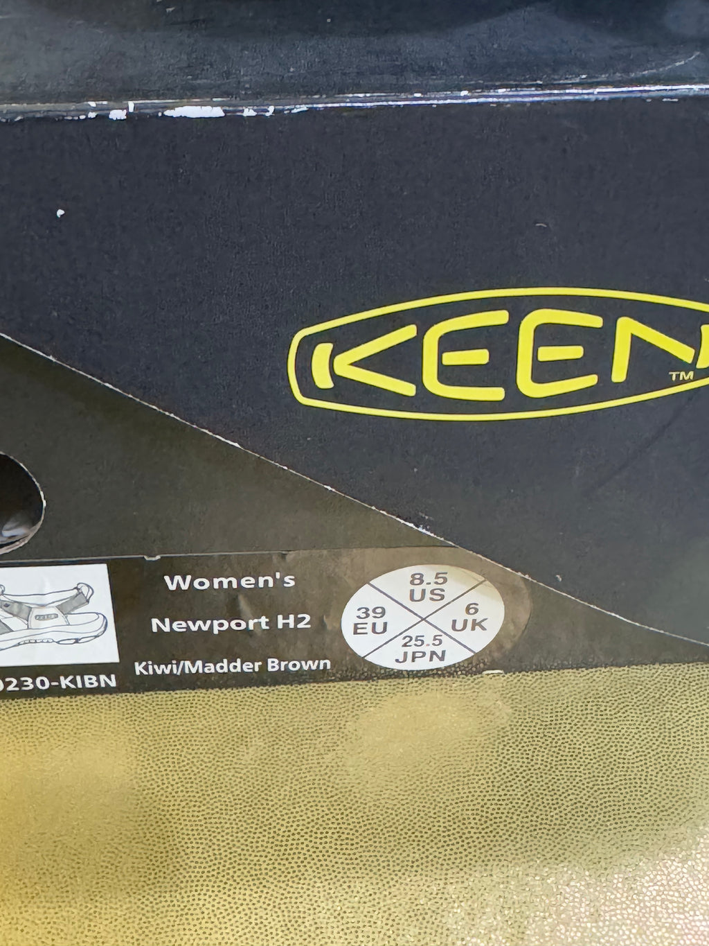 NIB KEEN Newport H2 Waterproof Sandals - Kiwi/Madder Brown (US 8.5 / EU 39)
