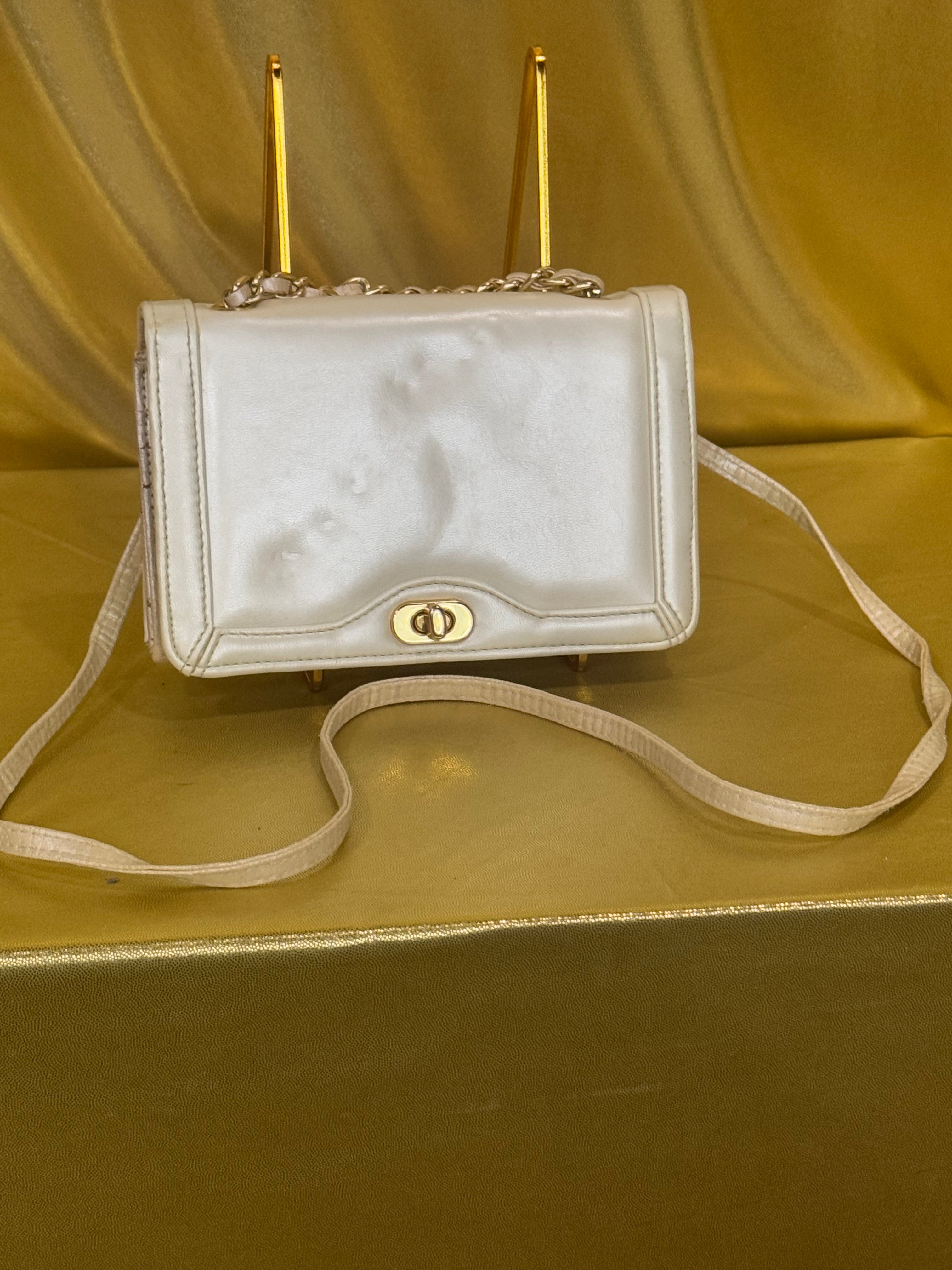 Vintage Cream Leather Flap Crossbody Bag – Turn-Lock Chain Convertible Mini Purse with Built-In Mirror