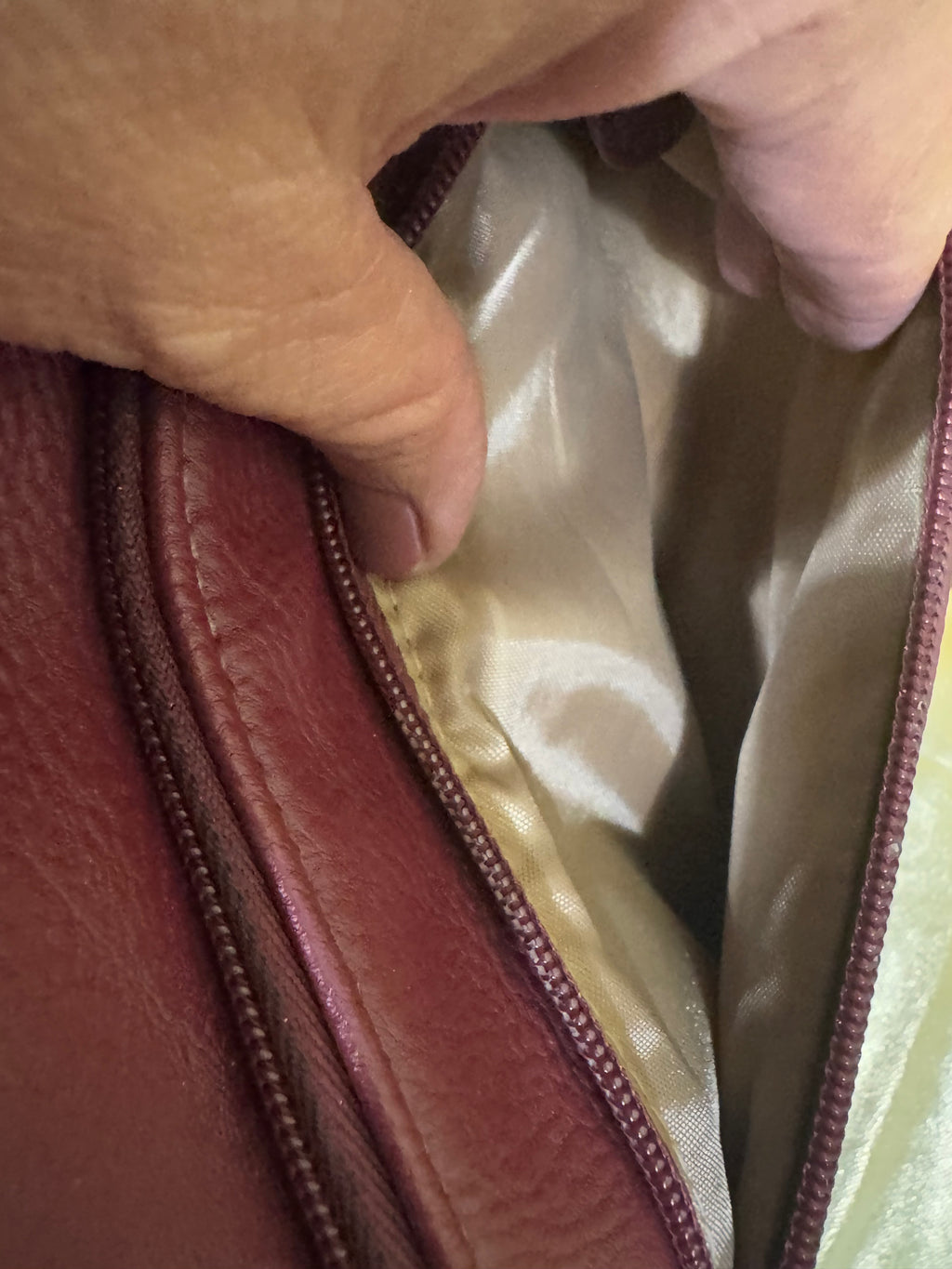 St. John's Bay Burgundy Crossbody Purse – Multi-Pocket Organizer