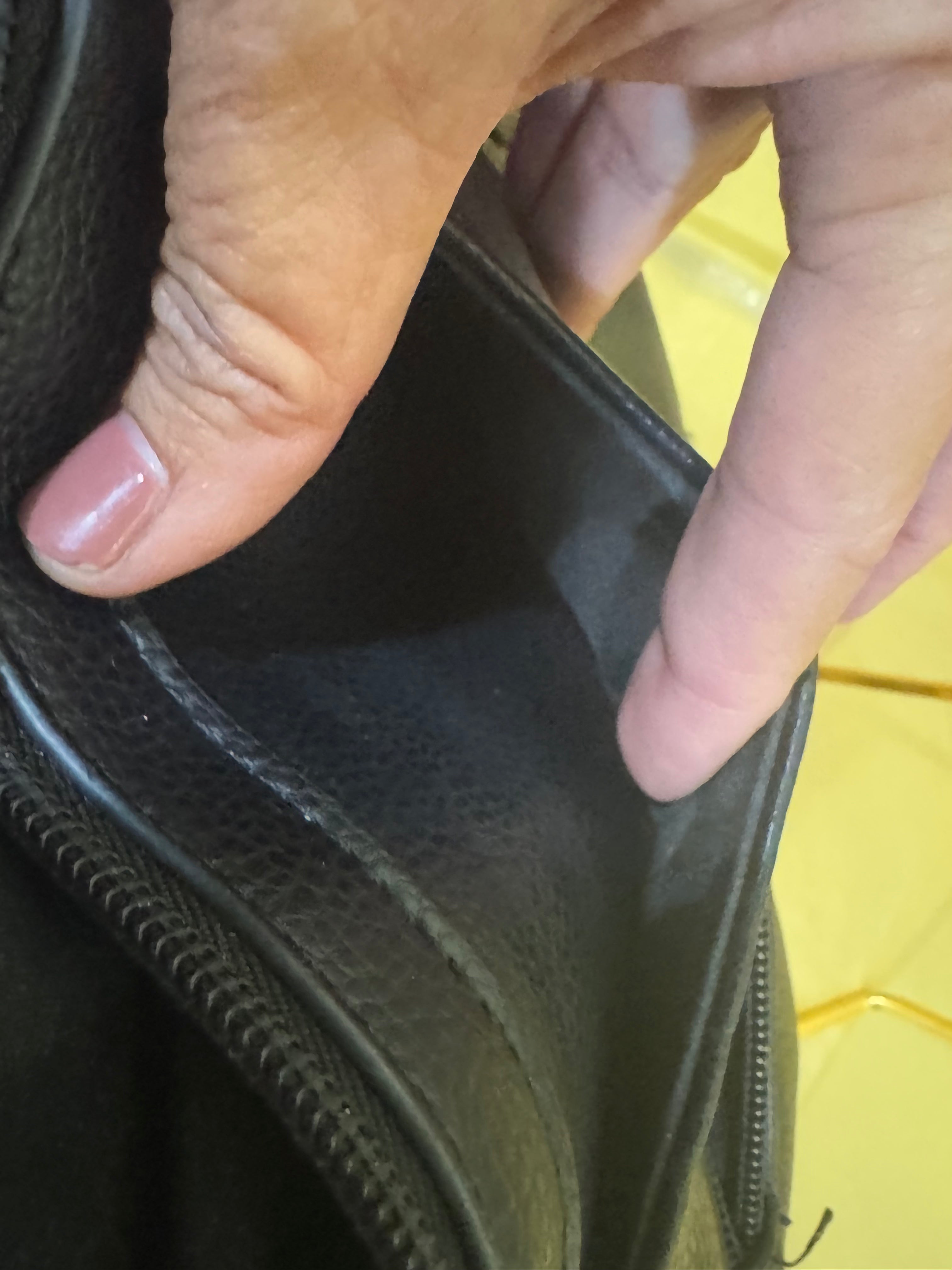 Rosetti Black Multi-Pocket Crossbody Bag | Adjustable Strap