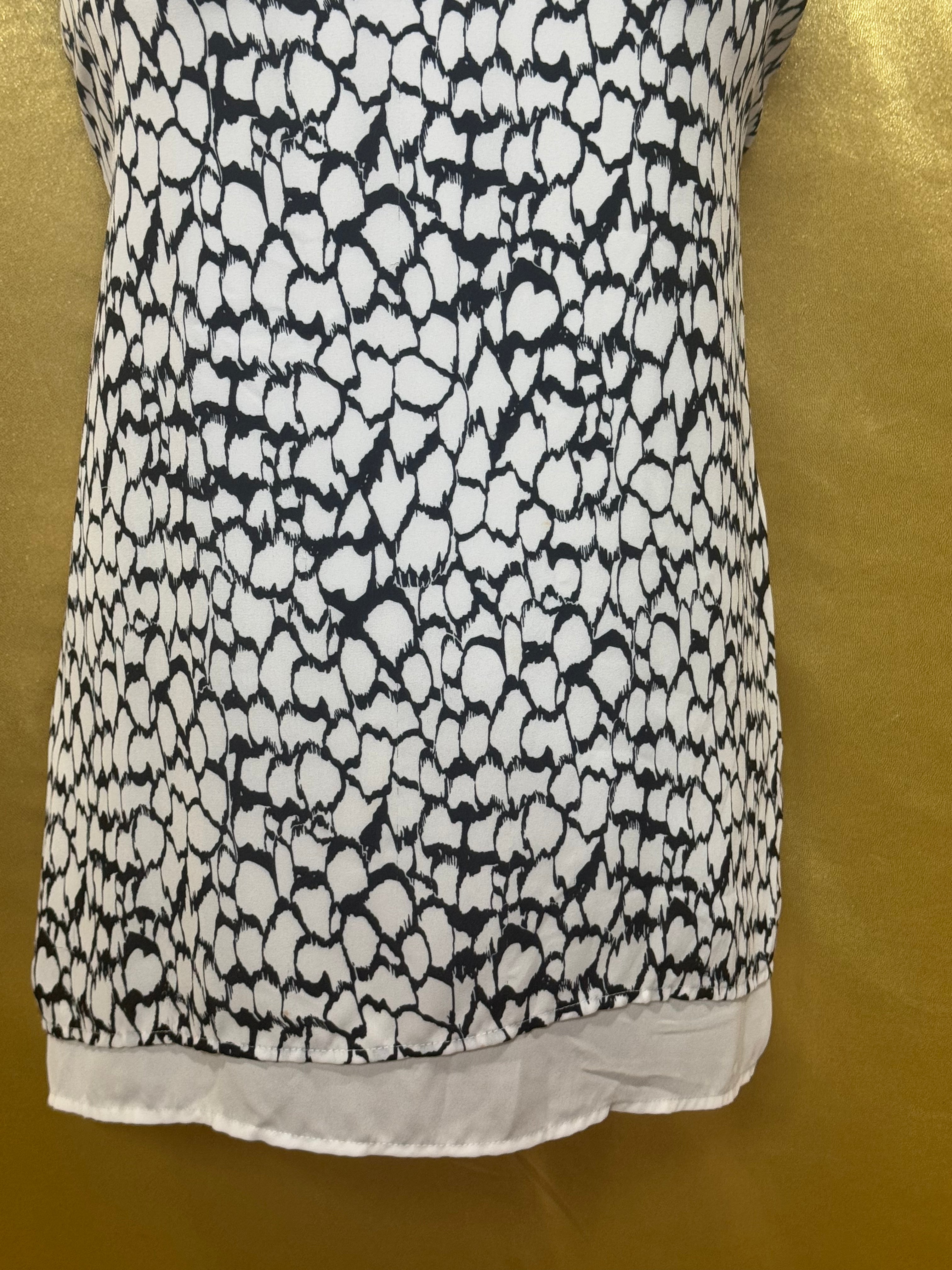 DALIA Black & White Pebble Print Split Back Tank Top - Size M - Zipper Neck