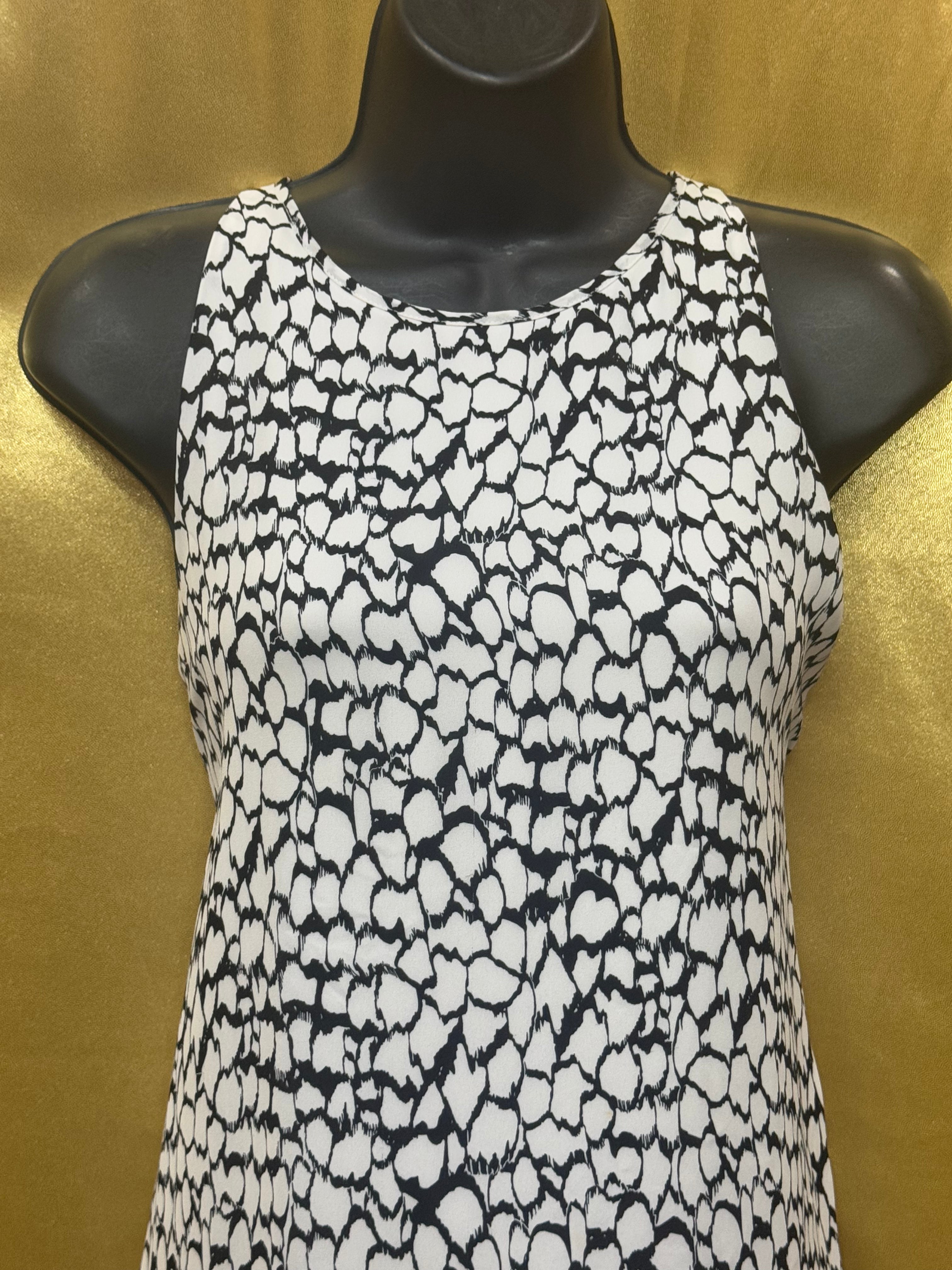 DALIA Black & White Pebble Print Split Back Tank Top - Size M - Zipper Neck
