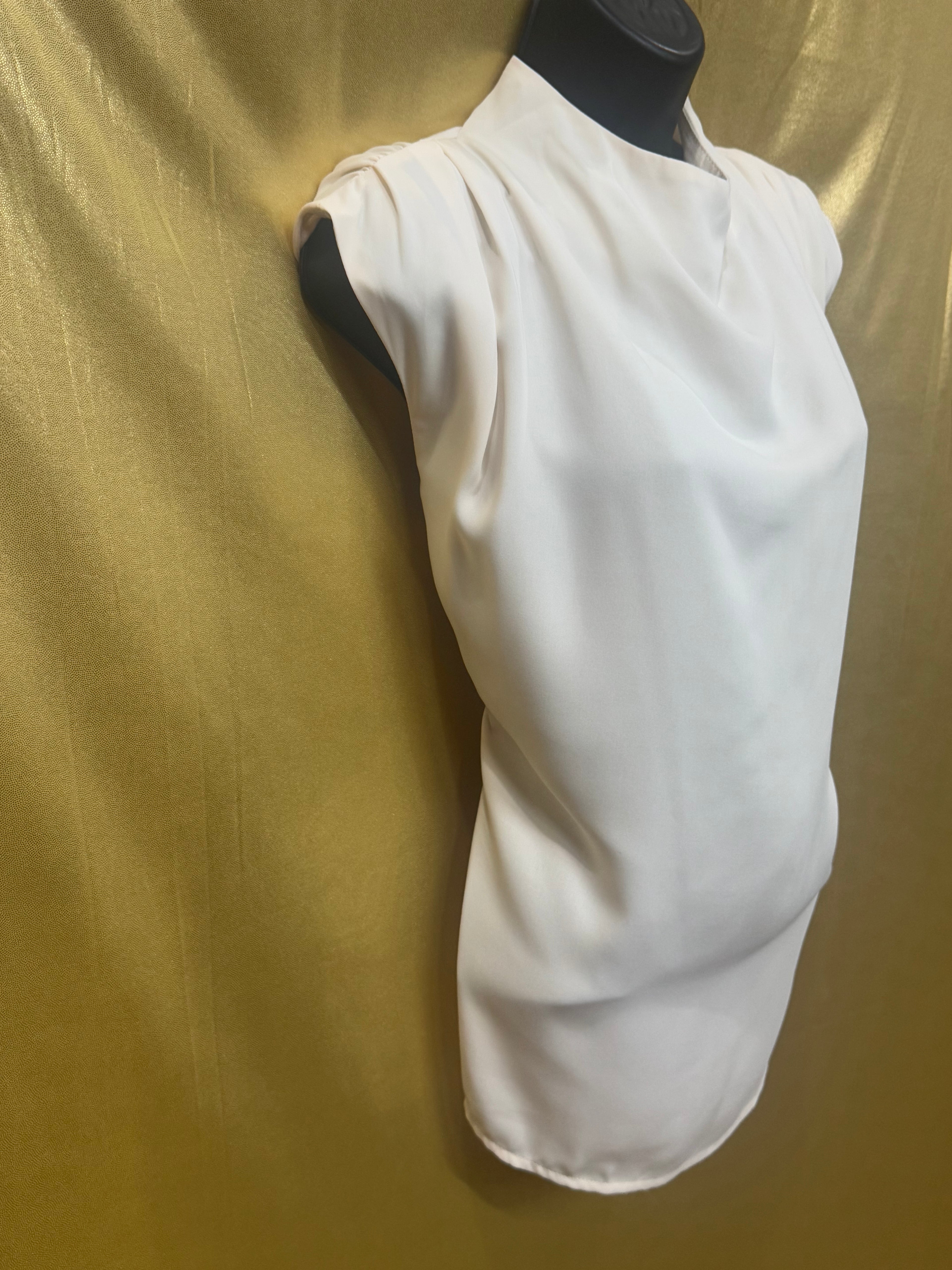 TCEC Cream Cowl Mock-Neck Sleeveless Blouse Pleated Shoulder Lined M NWT