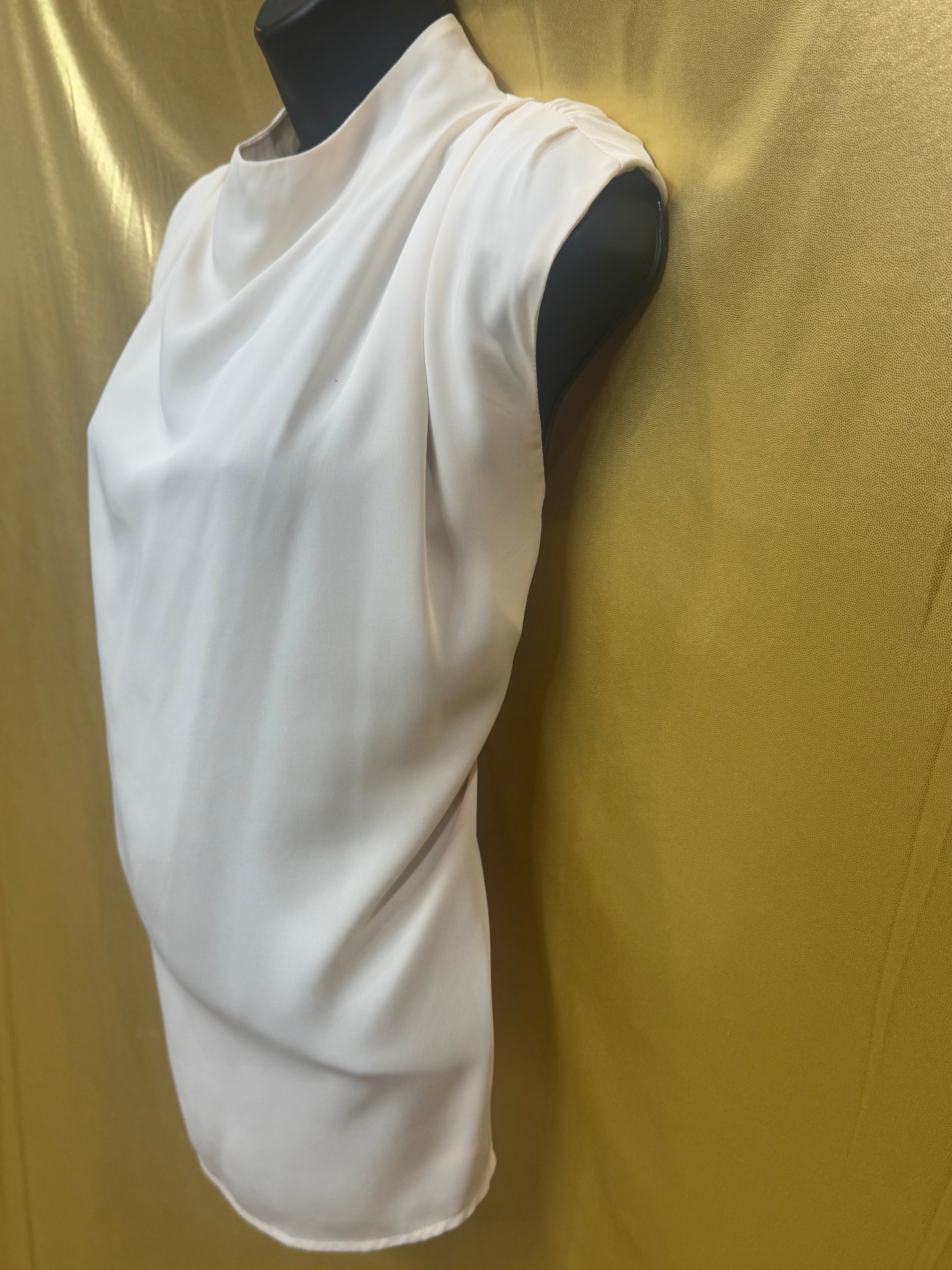 TCEC Cream Cowl Mock-Neck Sleeveless Blouse Pleated Shoulder Lined M NWT