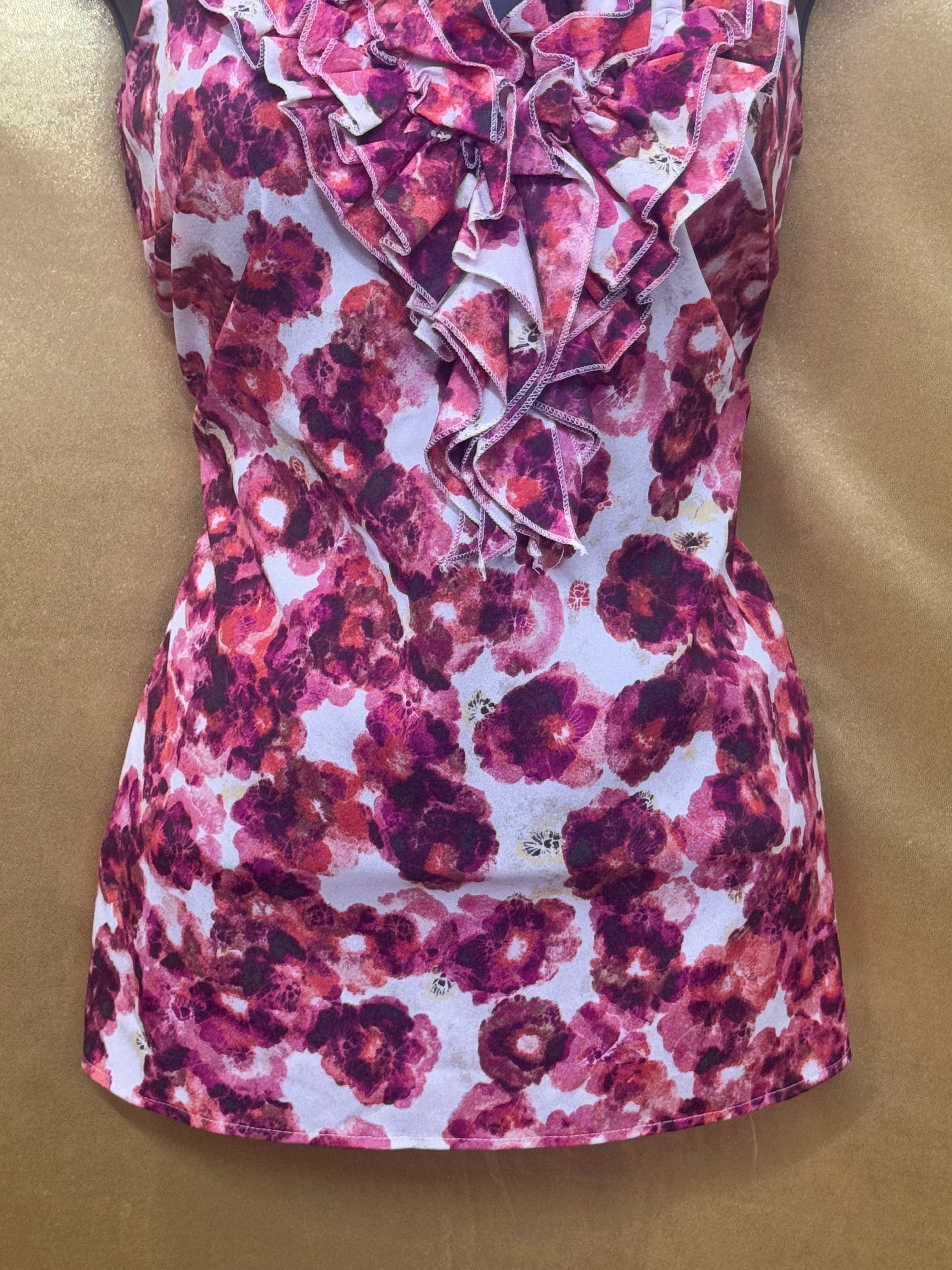 New York & Company Floral Ruffle V-Neck Tank Top Size M
