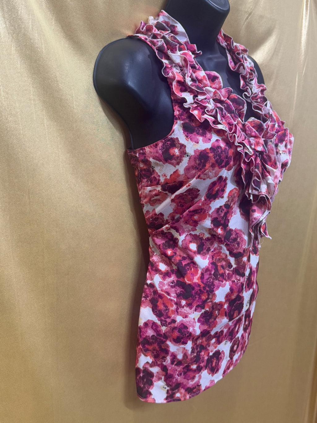 New York & Company Floral Ruffle V-Neck Tank Top Size M