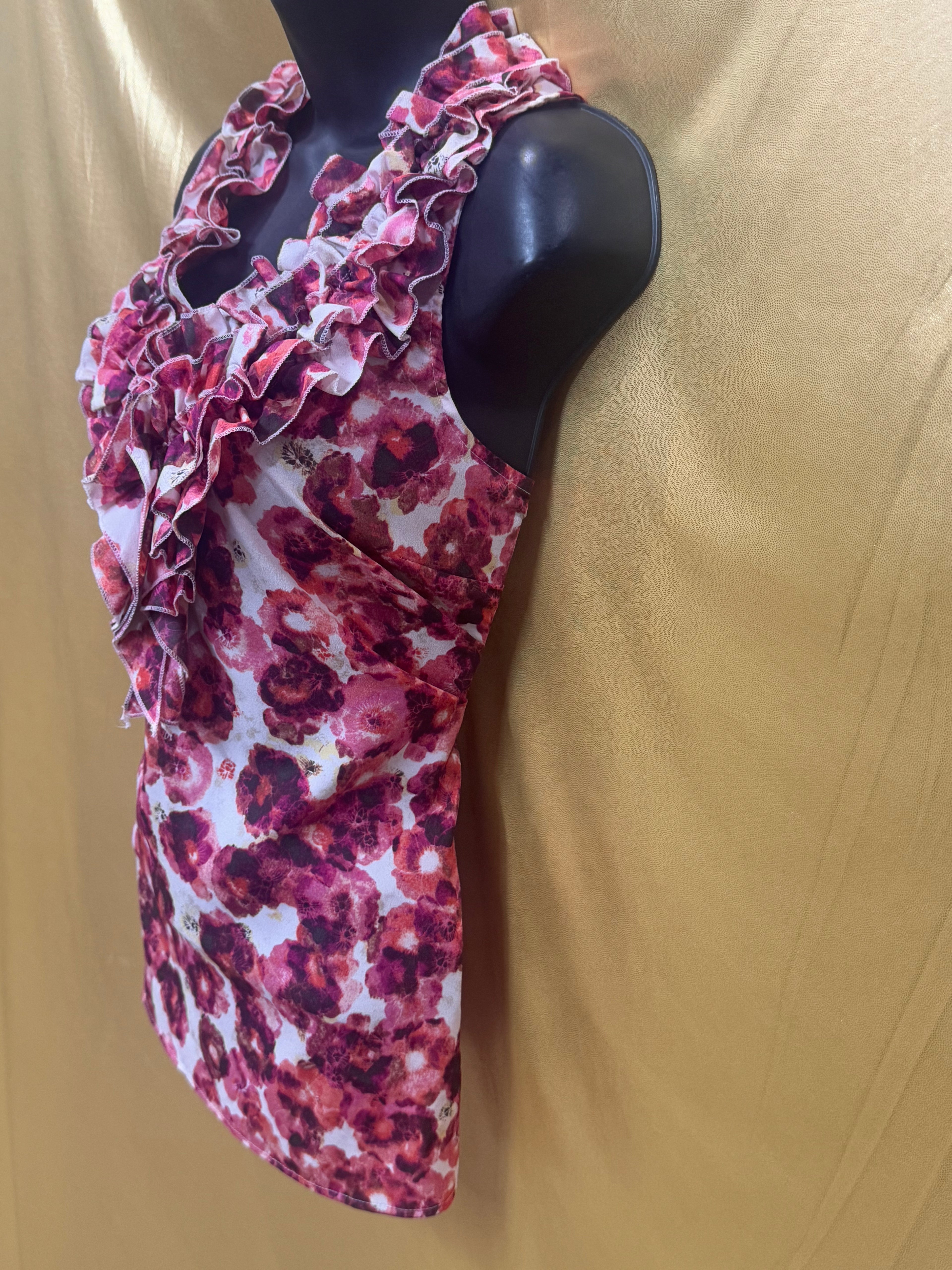 New York & Company Floral Ruffle V-Neck Tank Top Size M