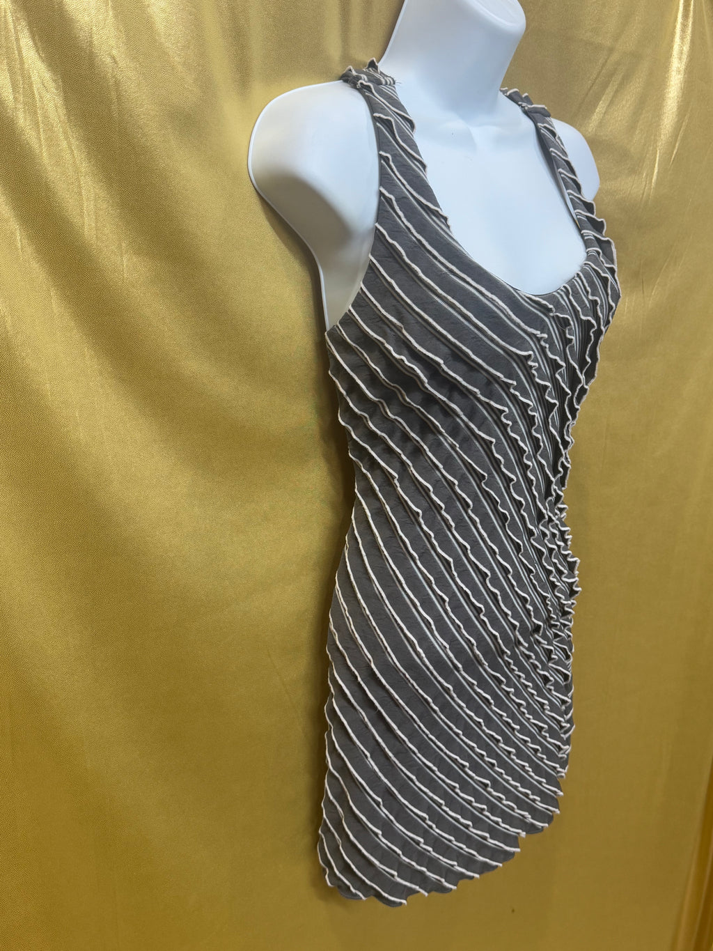 Rachael & Chloe Gray & White Striped Ruffle Tank Top - Size Medium