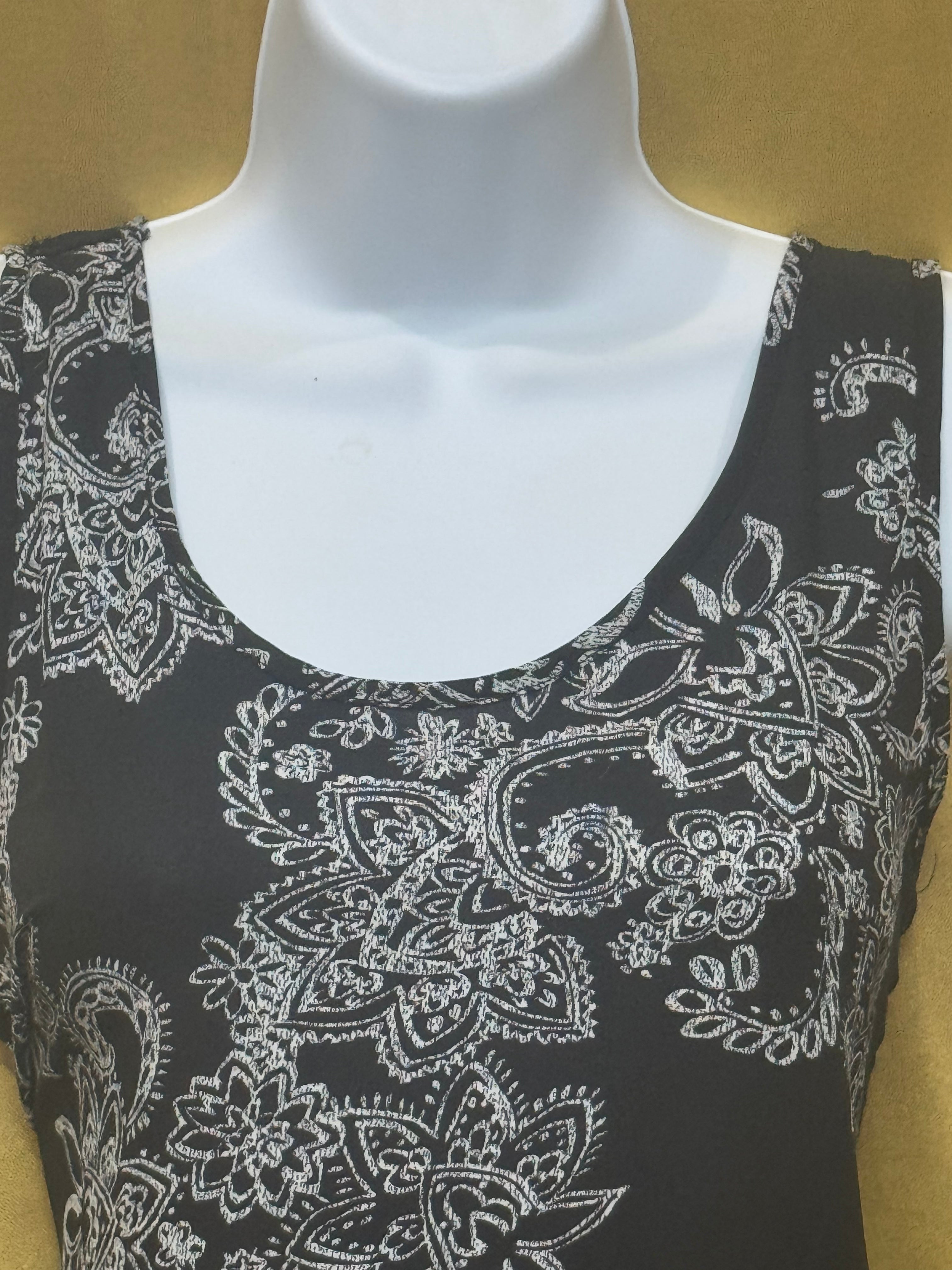 Paper Crane Black Paisley Lace Hem Tank Top Blouse - Medium