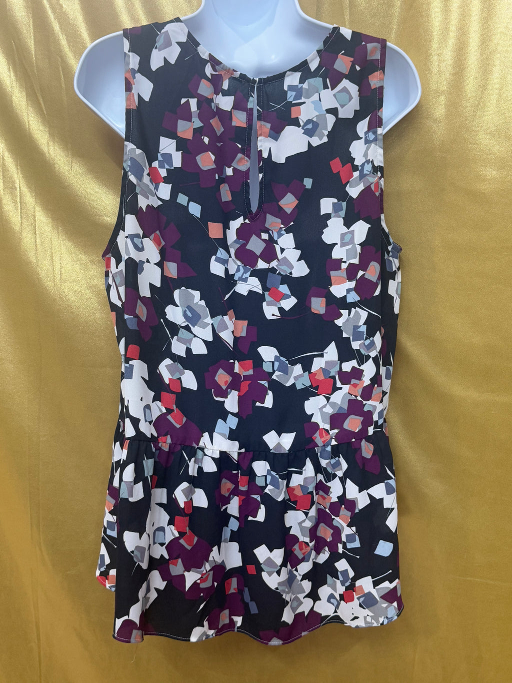 Banana Republic Sleeveless Peplum Top Size Medium Abstract Geometric Floral Blouse