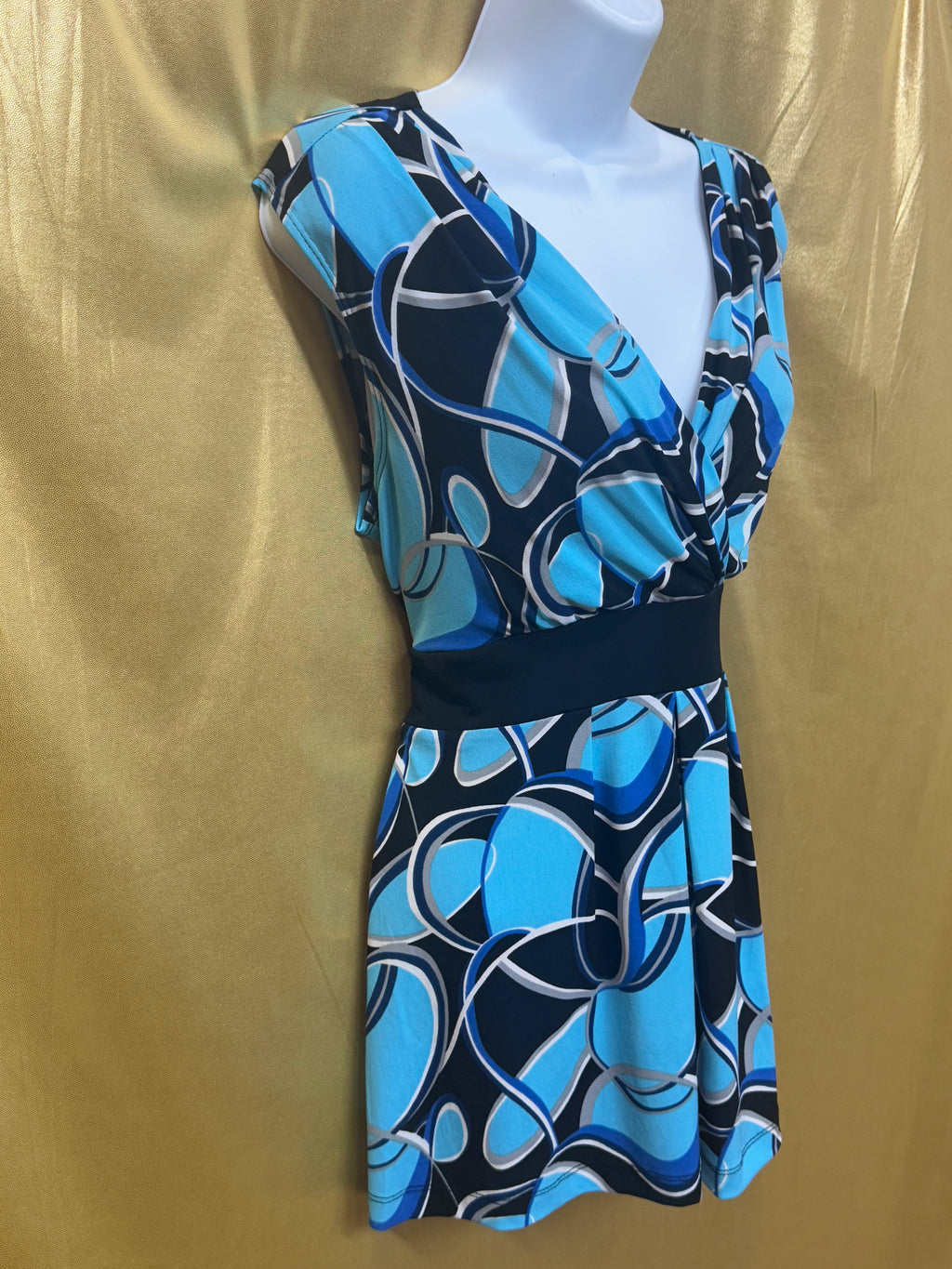 Cato Blue Geometric V-Neck Cap Sleeve Blouse Top - Medium