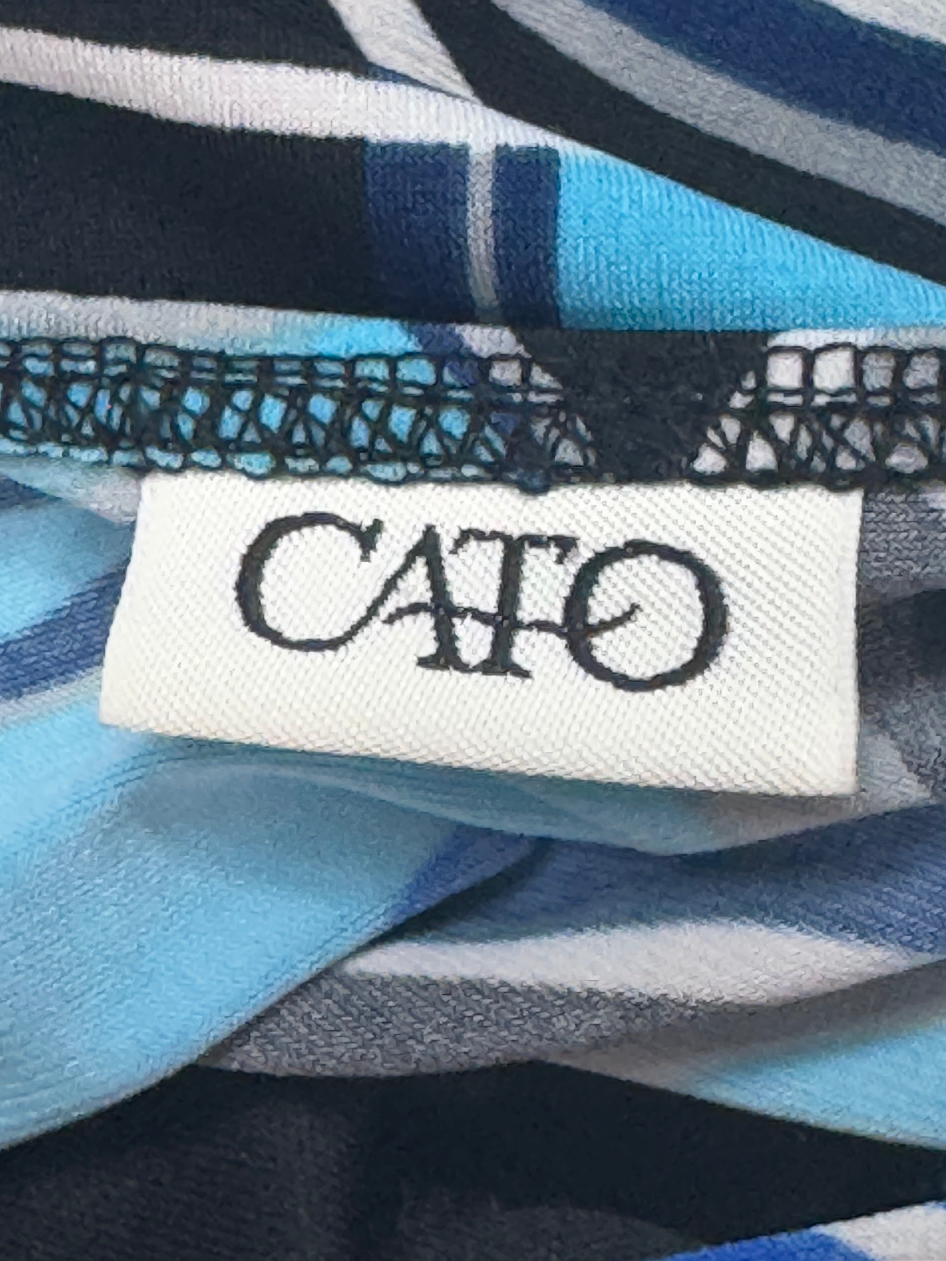 Cato Blue Geometric V-Neck Cap Sleeve Blouse Top - Medium