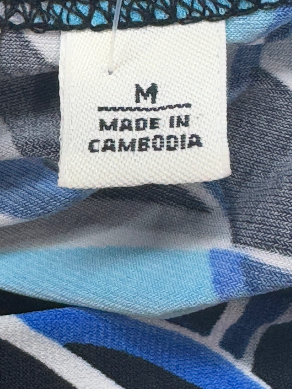 Cato Blue Geometric V-Neck Cap Sleeve Blouse Top - Medium