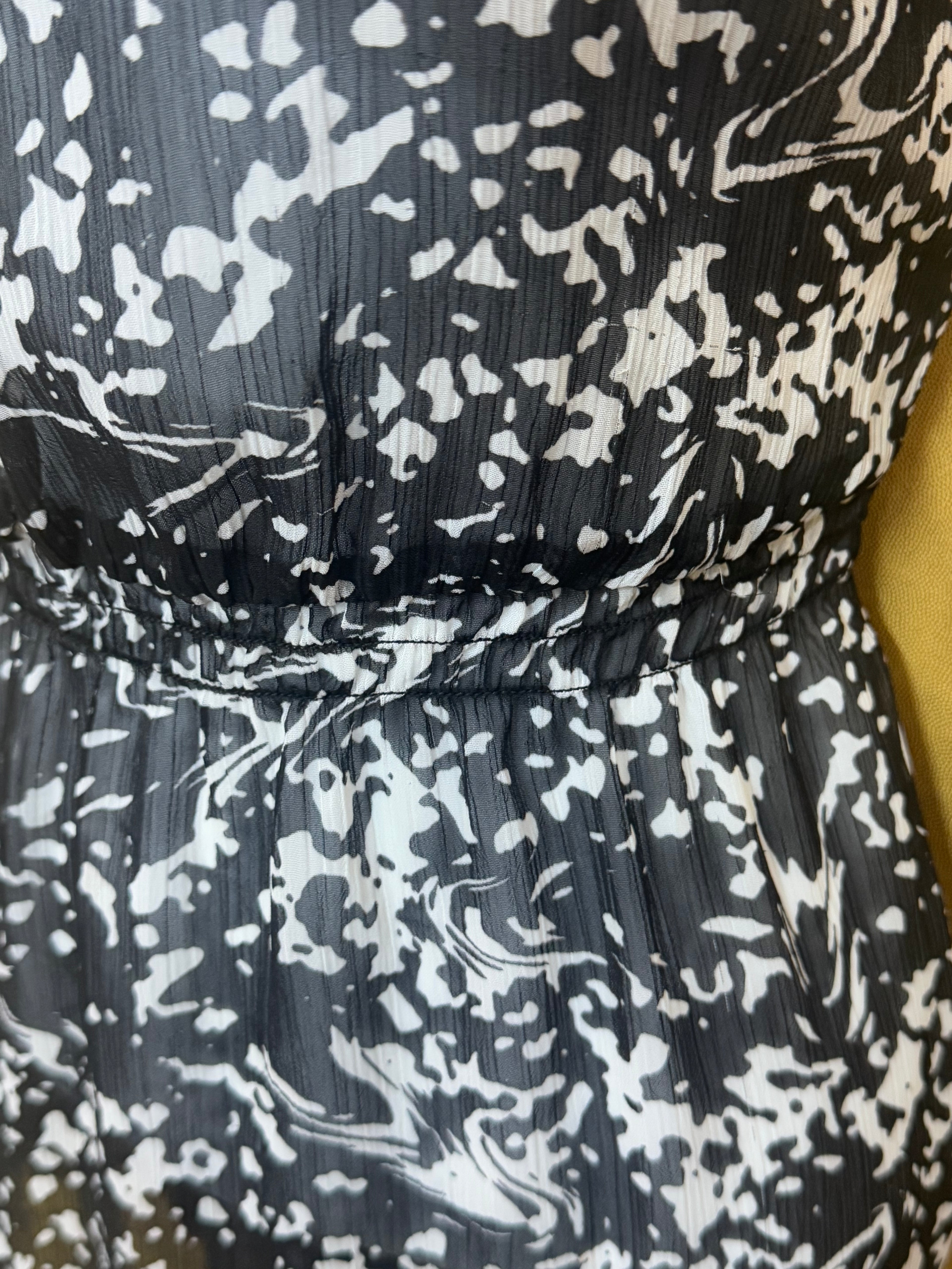 Cato Sheer Black & White Abstract Lace Trim Tunic Top Size Medium