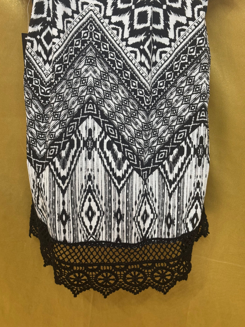 French Laundry Geometric Print Crochet Hem Tunic Top - Size M NWT