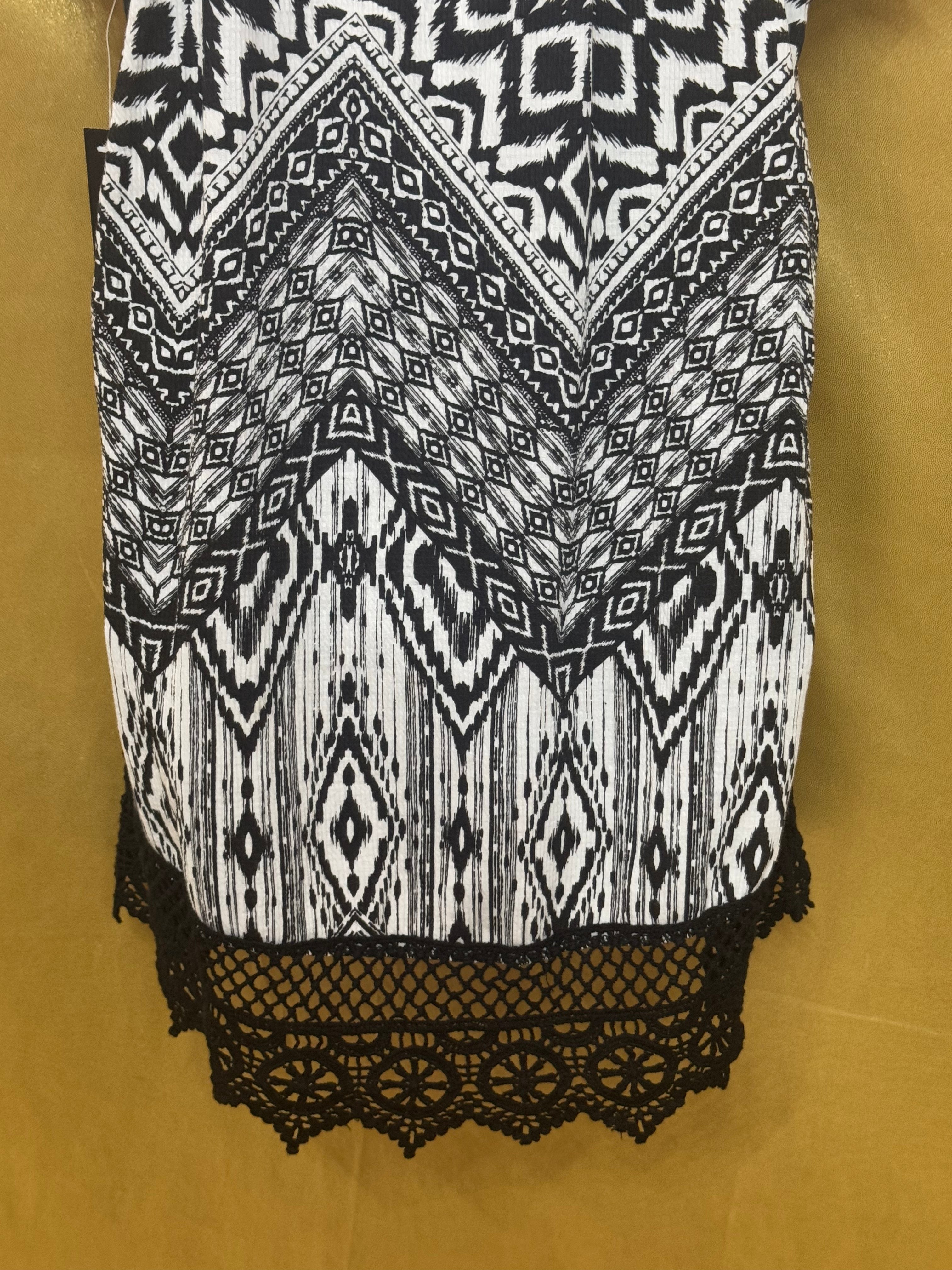 French Laundry Geometric Print Crochet Hem Tunic Top - Size M NWT