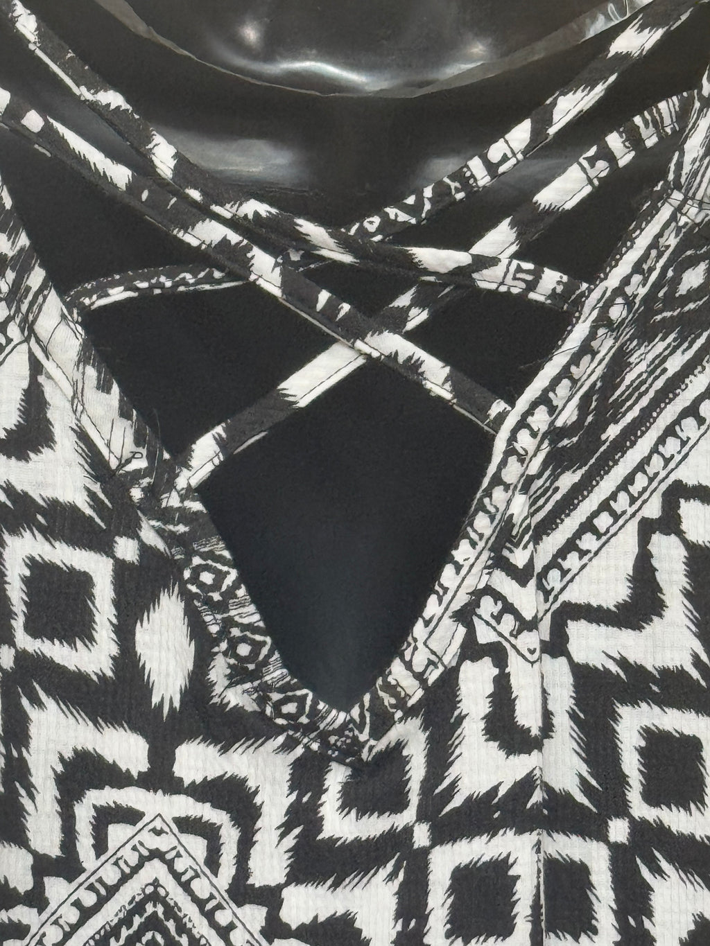 French Laundry Geometric Print Crochet Hem Tunic Top - Size M NWT