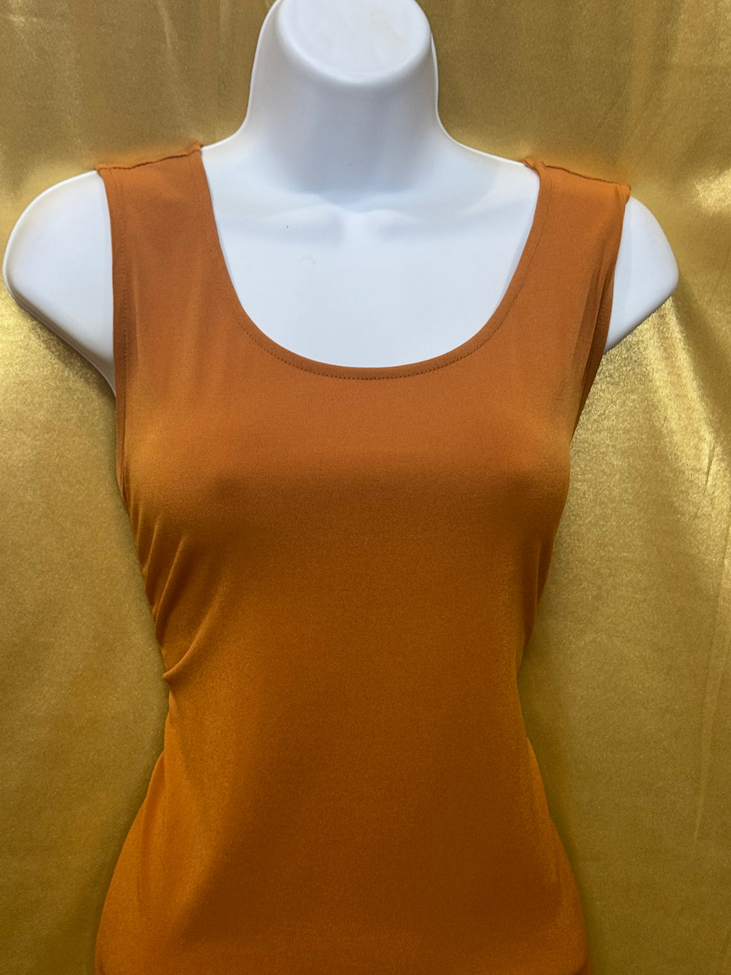 Susan Graver Liquid Knit Tank Top Size M Burnt Orange Scoop Neck Side Slits