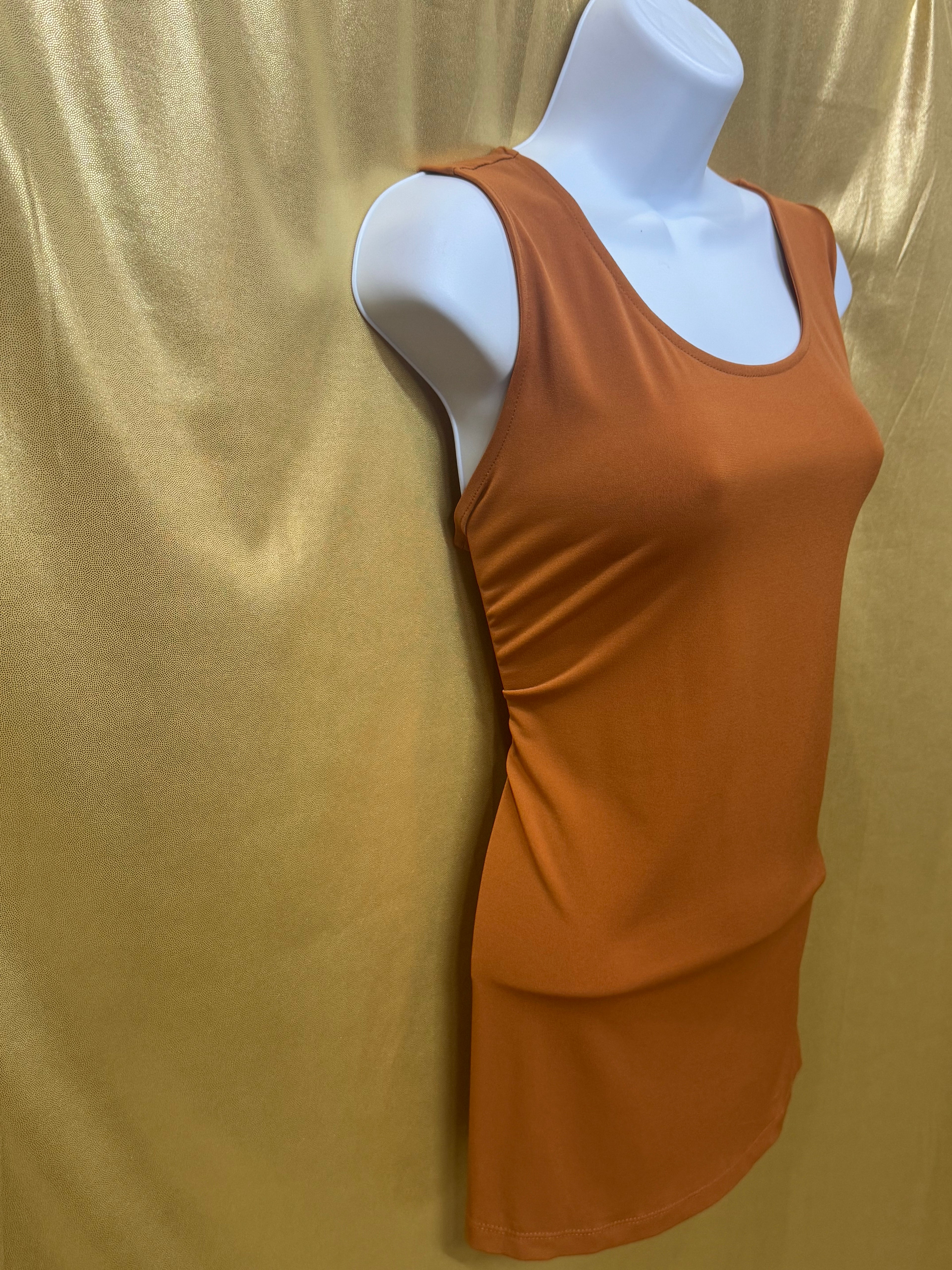 Susan Graver Liquid Knit Tank Top Size M Burnt Orange Scoop Neck Side Slits