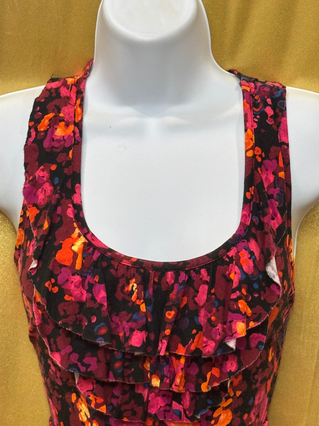 Merona Floral Ruffle Front Tank Top Size Small Sleeveless Stretchy Rayon Blend