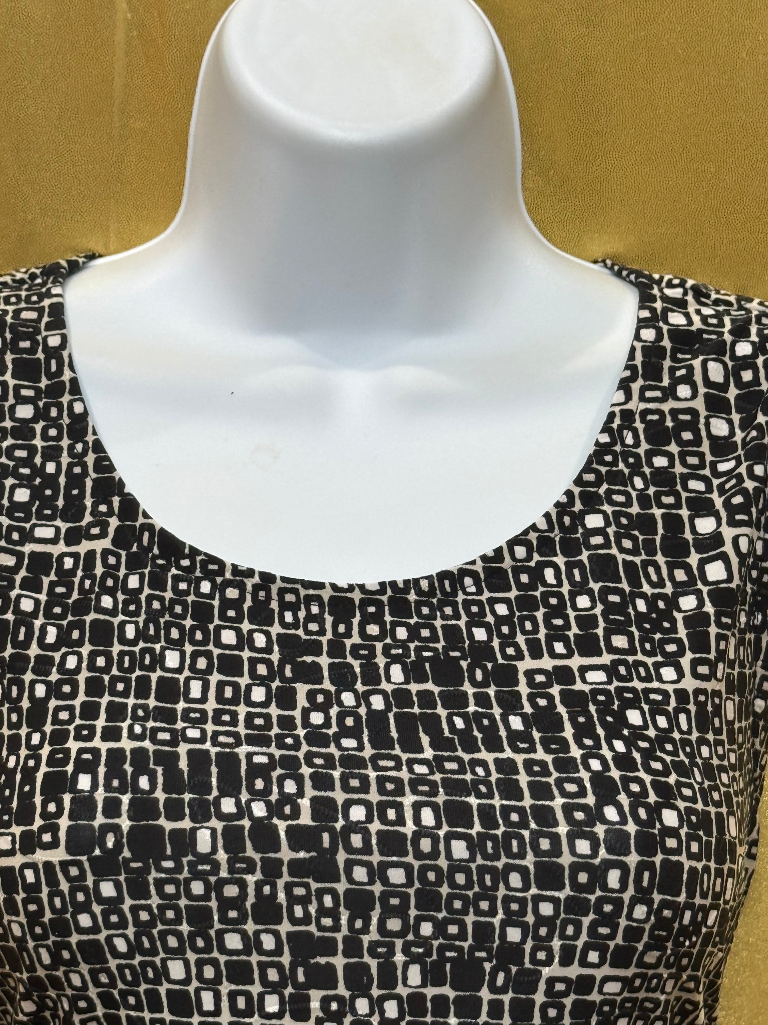 JM Collection Geometric Square Print Sleeveless Scoop Neck Top — Size Small