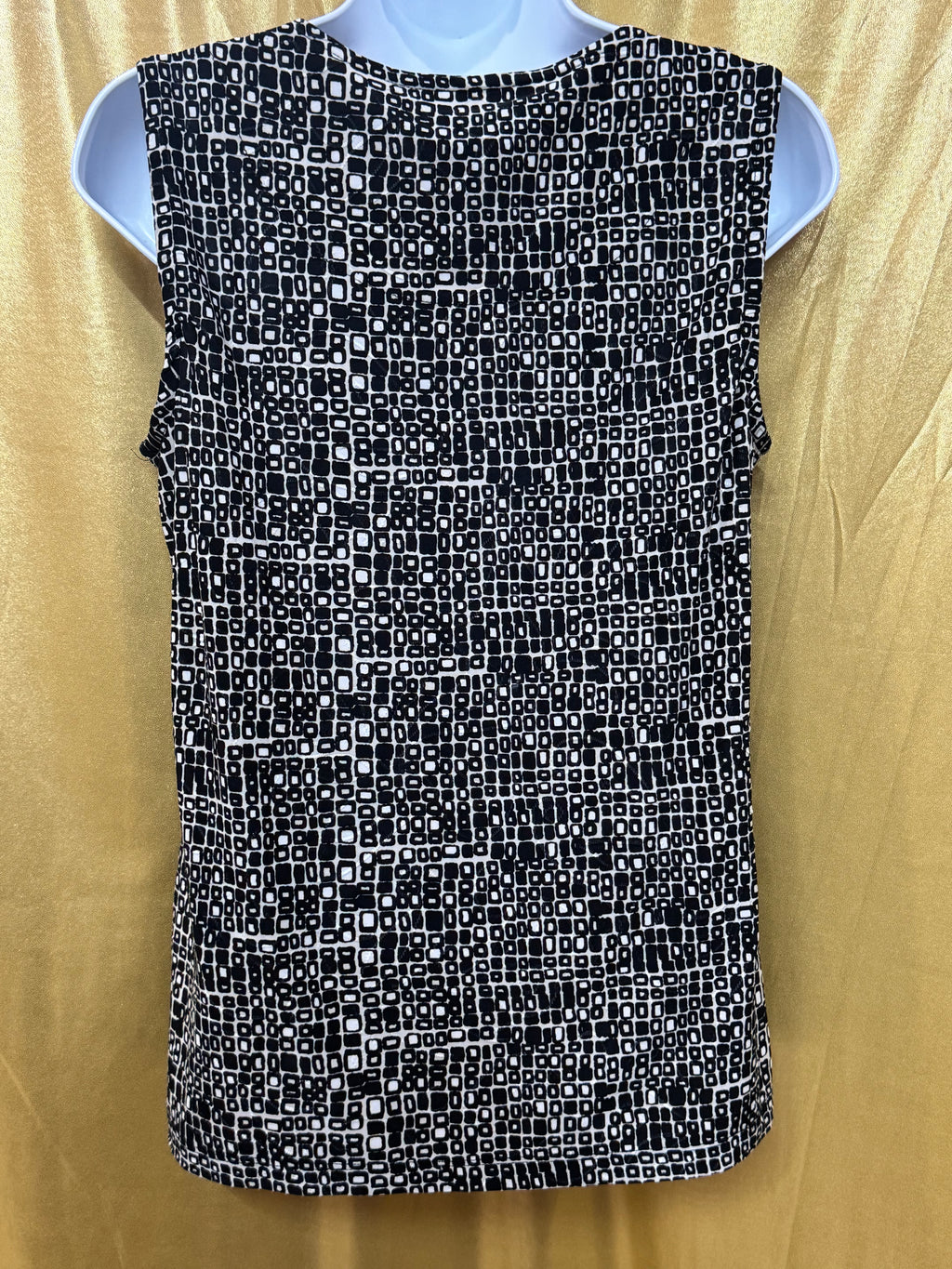 JM Collection Geometric Square Print Sleeveless Scoop Neck Top — Size Small