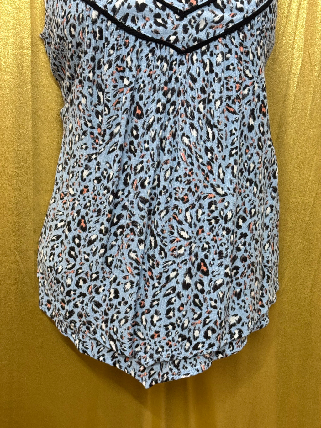 Democracy Blue Cheetah Print V-Neck Tank Top Size Small